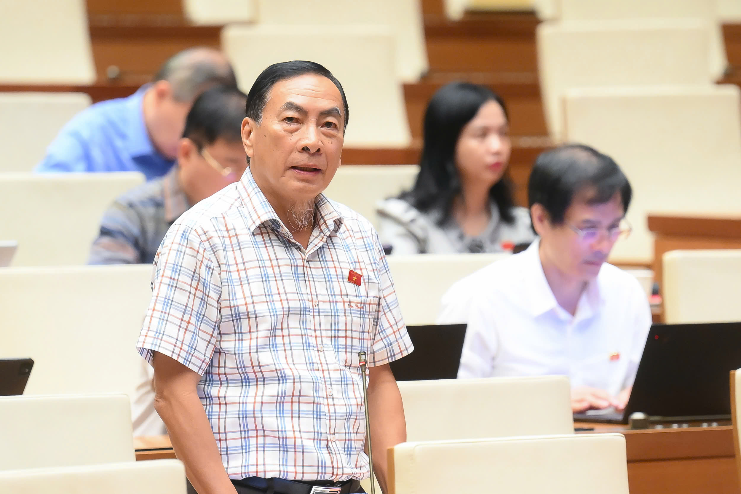 Bộ trưởng Tài chính: Hộ kinh doanh đóng cửa không phải do chính sách thuế- Ảnh 1. Bộ trưởng Tài chính: Hộ kinh doanh đóng cửa không phải do chính sách thuế- Ảnh 1.