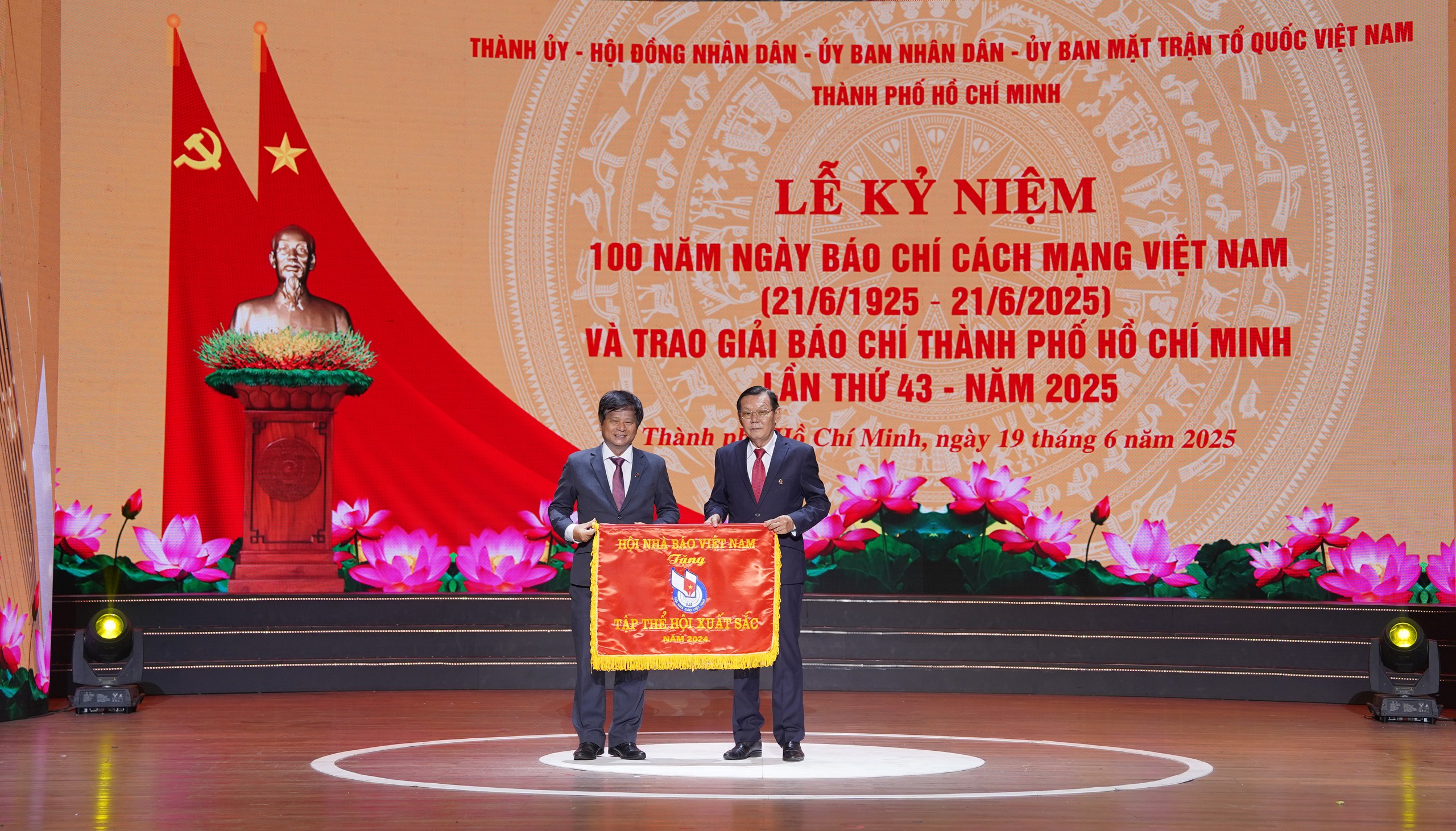 Ông Nguyễn Thanh Nghị: 'Báo chí làm cầu nối lan tỏa khát vọng và niềm tin - Ảnh 7.