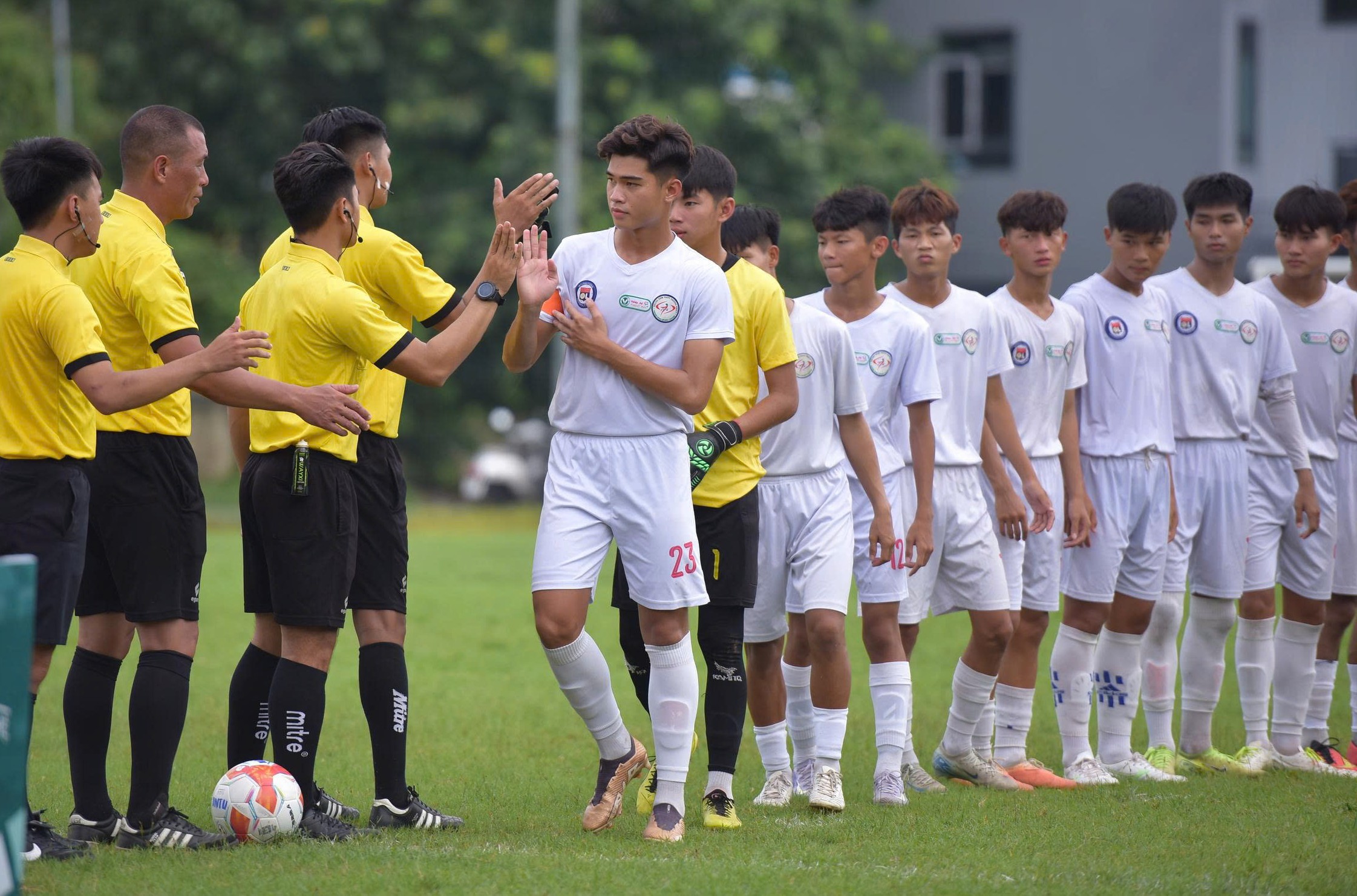 - Foto 6.  - Ảnh 6.