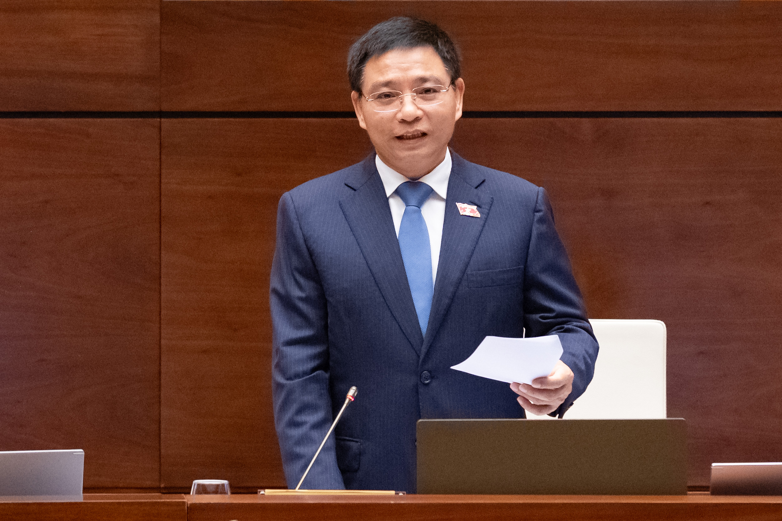 Bộ trưởng Tài chính: Đang khẩn trương tham mưu điều chỉnh mức giảm trừ gia cảnh - Ảnh 2.