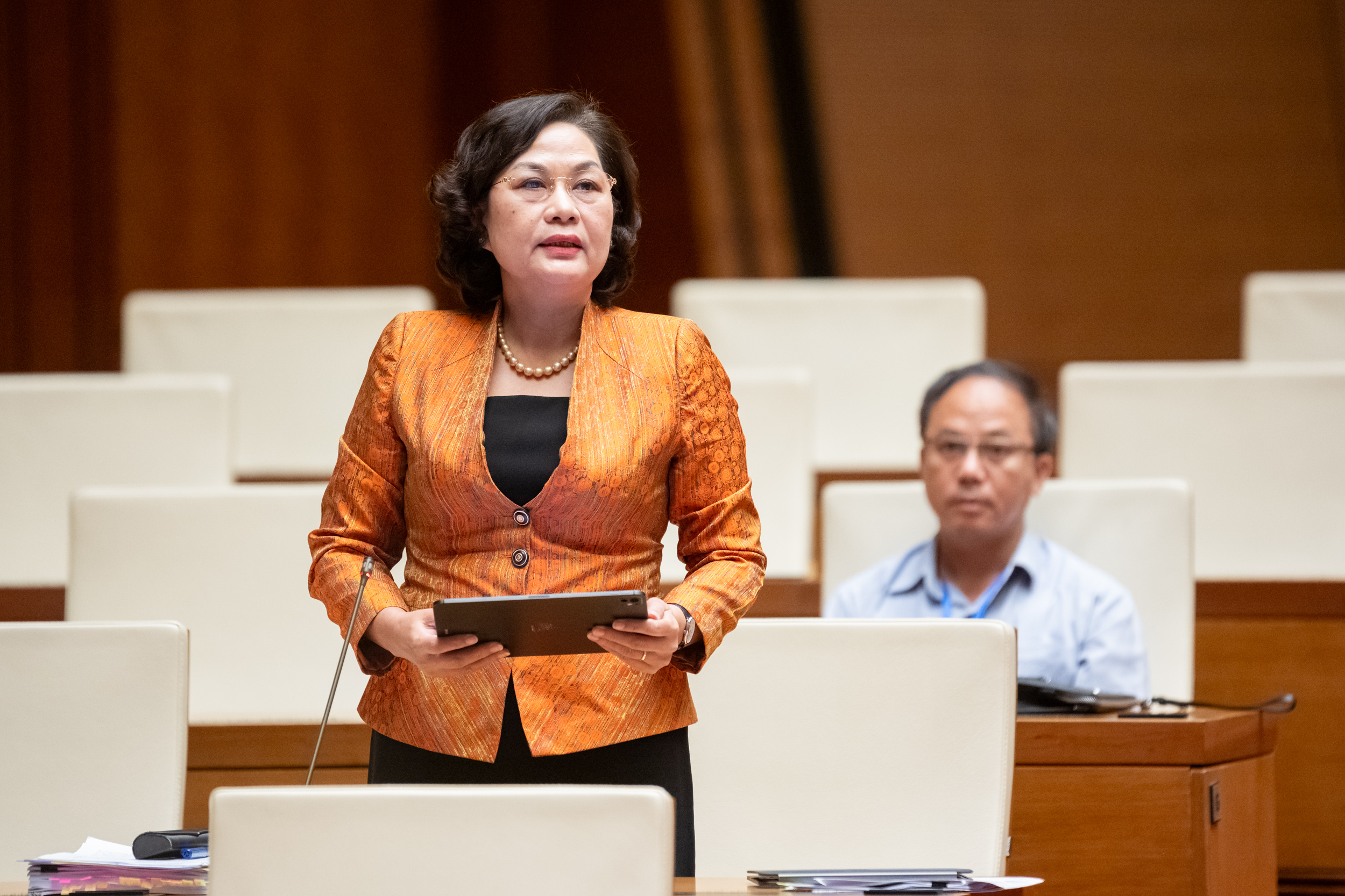 Thống đốc NHNN: ‘Nếu tiếp tục dựa vào vốn ngân hàng sẽ rủi ro’ Thống đốc NHNN: ‘Nếu tiếp tục dựa vào vốn ngân hàng sẽ rủi ro’