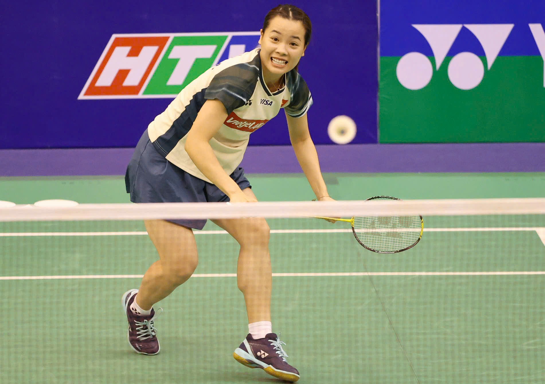 Panas: Nguyen Thuy Linh tiba-tiba menggantung raketnya di depan pemain bulu tangkis India berusia 16 tahun - Foto 1. Nóng: Nguyễn Thùy Linh bất ngờ gác vợt trước tài năng 16 tuổi cầu lông Ấn Độ- Ảnh 1.