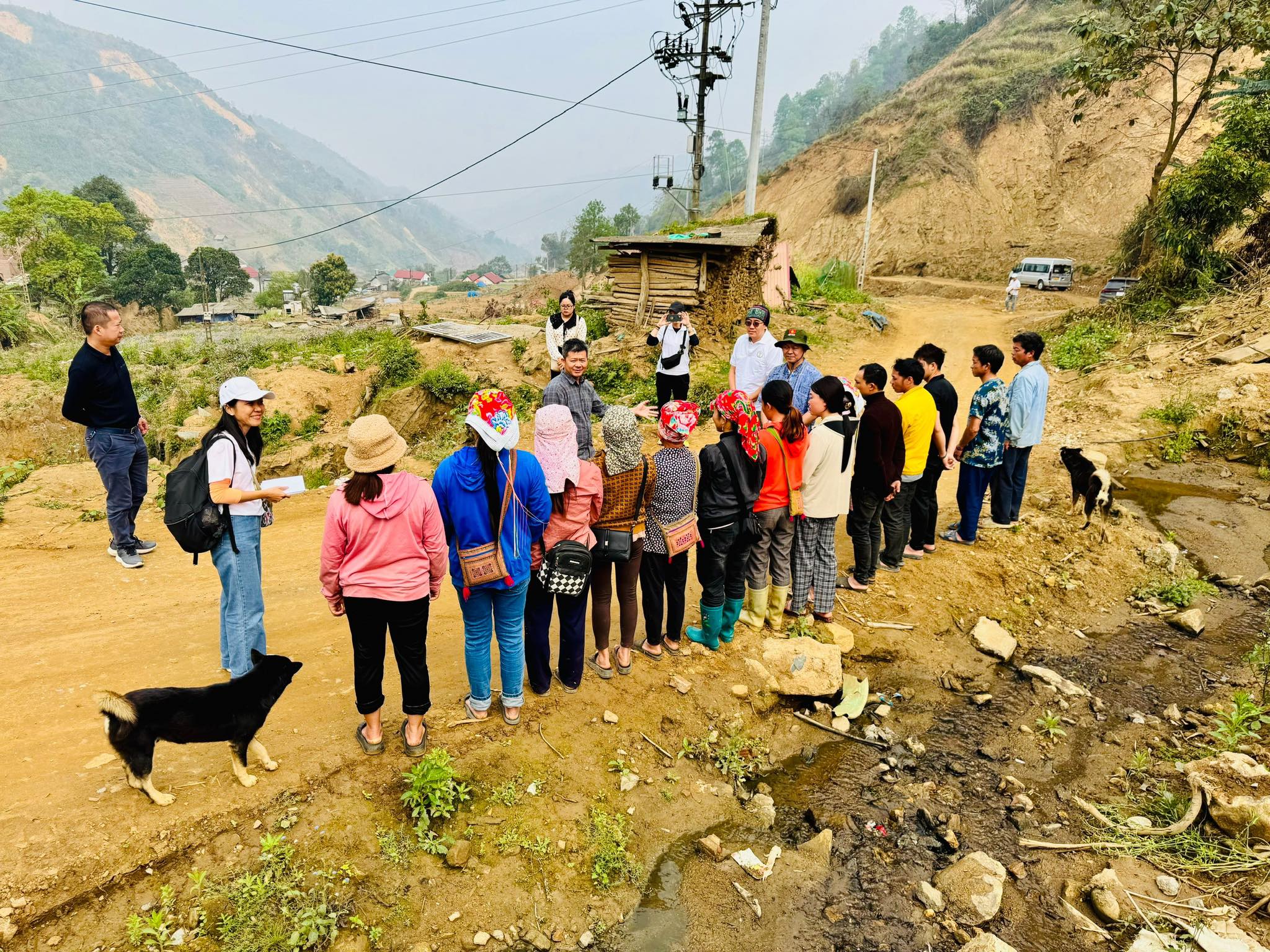 Uống trà đi ! Nghĩa đồng bào với non cao A Mú Sung - Ảnh 2.