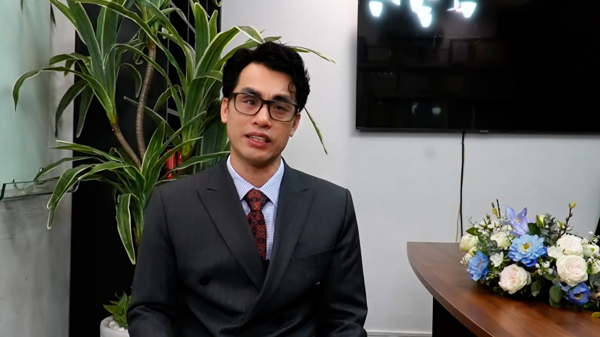 Kh&aacute;ch ăn b&aacute;nh m&igrave;, uống c&agrave; ph&ecirc; kh&ocirc;ng c&oacute; nhu cầu lấy h&oacute;a đơn:  - Ảnh 3.