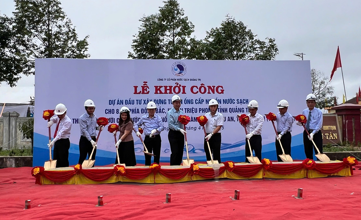 Công ty CP Nước sạch Quảng Trị giữ vững đà tăng trưởng - Ảnh 3. Công ty CP Nước sạch Quảng Trị giữ vững đà tăng trưởng - Ảnh 3.