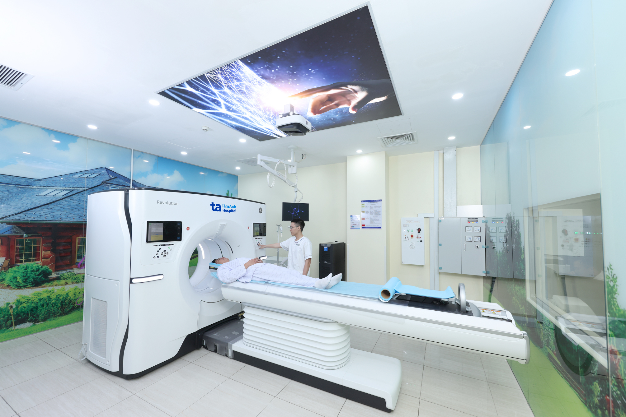 6 lendas do  6 huyền thoại 'Quỷ Đỏ' đến Việt Nam được Bệnh viện Tâm Anh chăm sóc sức khỏe- Ảnh 3.