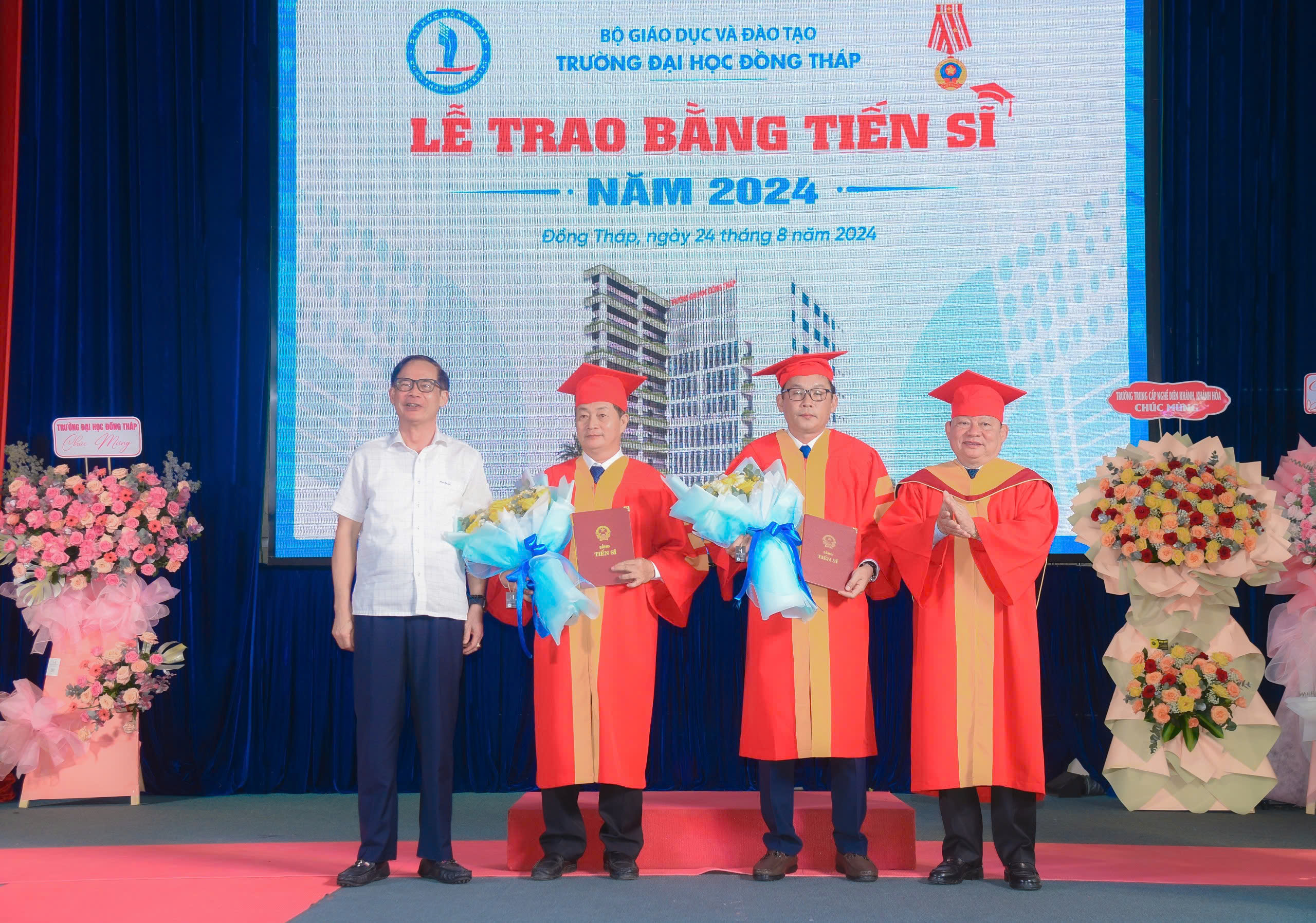 Trường Đại học Đồng Tháp: 50 năm phát triển, vươn tầm cao mới - Ảnh 2.