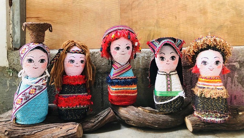 ‘Phù thủy’ của những món đồ tái chế ‘Phù thủy’ của những món đồ tái chế
