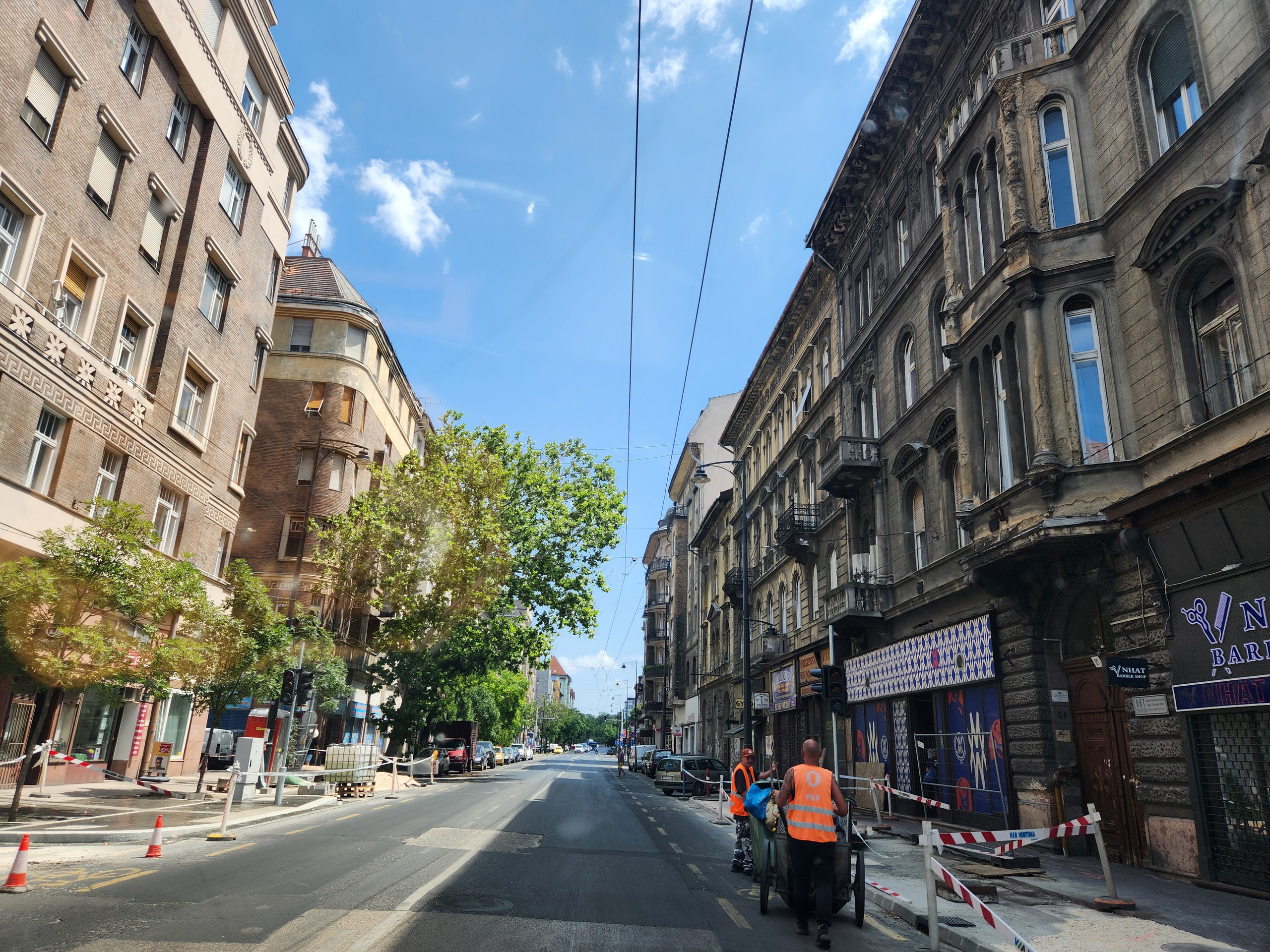 Chung dòng máu Lạc Hồng tại Hungary: Hành trình của người Việt giữa lòng châu Âu - Ảnh 2. Chung dòng máu Lạc Hồng tại Hungary: Hành trình của người Việt giữa lòng châu Âu - Ảnh 2.