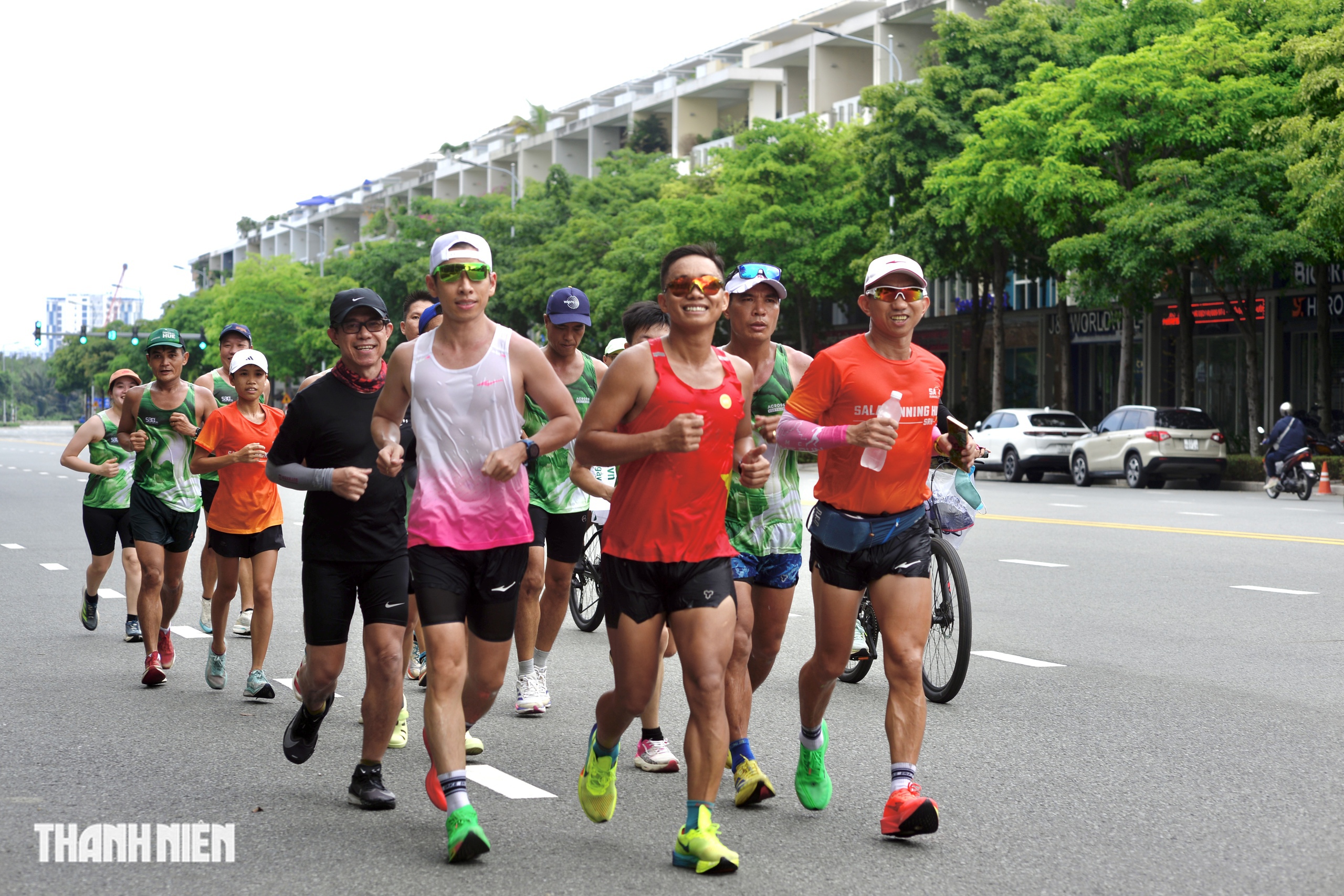 Nhà báo chạy 100 km ngày 21.6 mừng ‘cột mốc trăm năm’ của nghề Nhà báo chạy 100 km ngày 21.6 mừng ‘cột mốc trăm năm’ của nghề