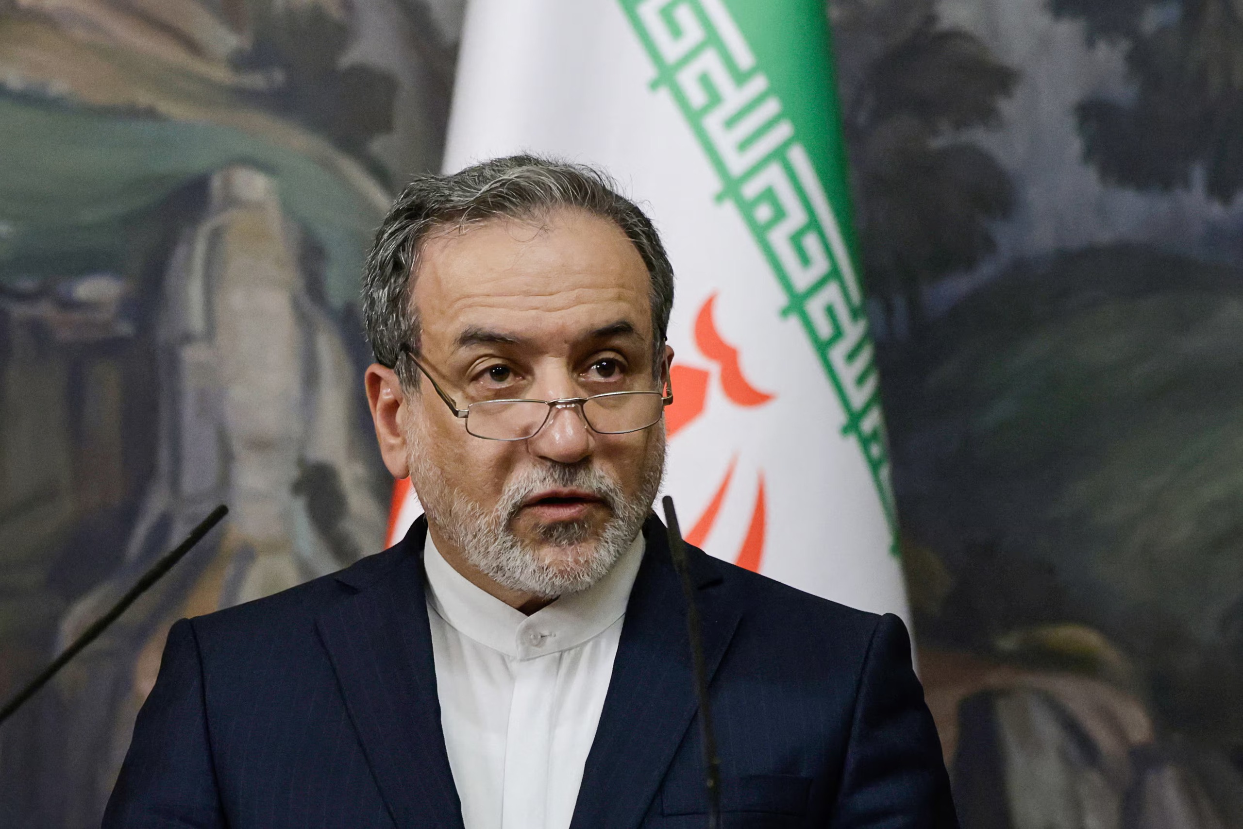 Iran quyết không đàm phán hạt nhân khi Israel còn tấn công Iran quyết không đàm phán hạt nhân khi Israel còn tấn công