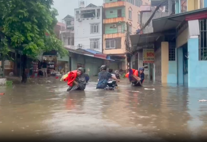 Thái Nguyên: 19 phường, xã ngập lụt sau mưa lớn, hơn 100 hộ phải sơ tán- Ảnh 2. Thái Nguyên: 19 phường, xã ngập lụt sau mưa lớn, hơn 100 hộ phải sơ tán- Ảnh 2.