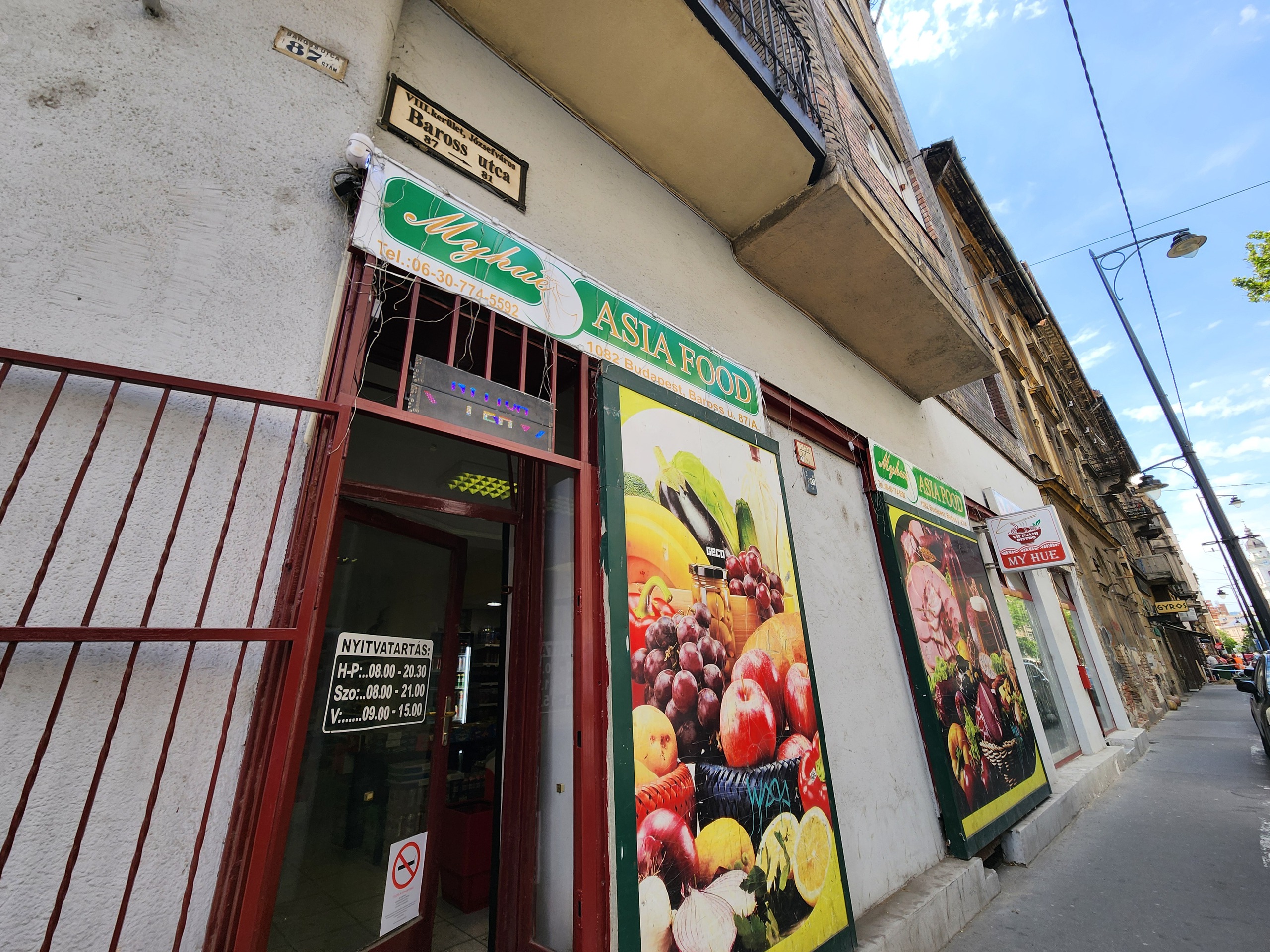 Chung dòng máu Lạc Hồng tại Hungary: Hành trình của người Việt giữa lòng châu Âu - Ảnh 6. Chung dòng máu Lạc Hồng tại Hungary: Hành trình của người Việt giữa lòng châu Âu - Ảnh 6.