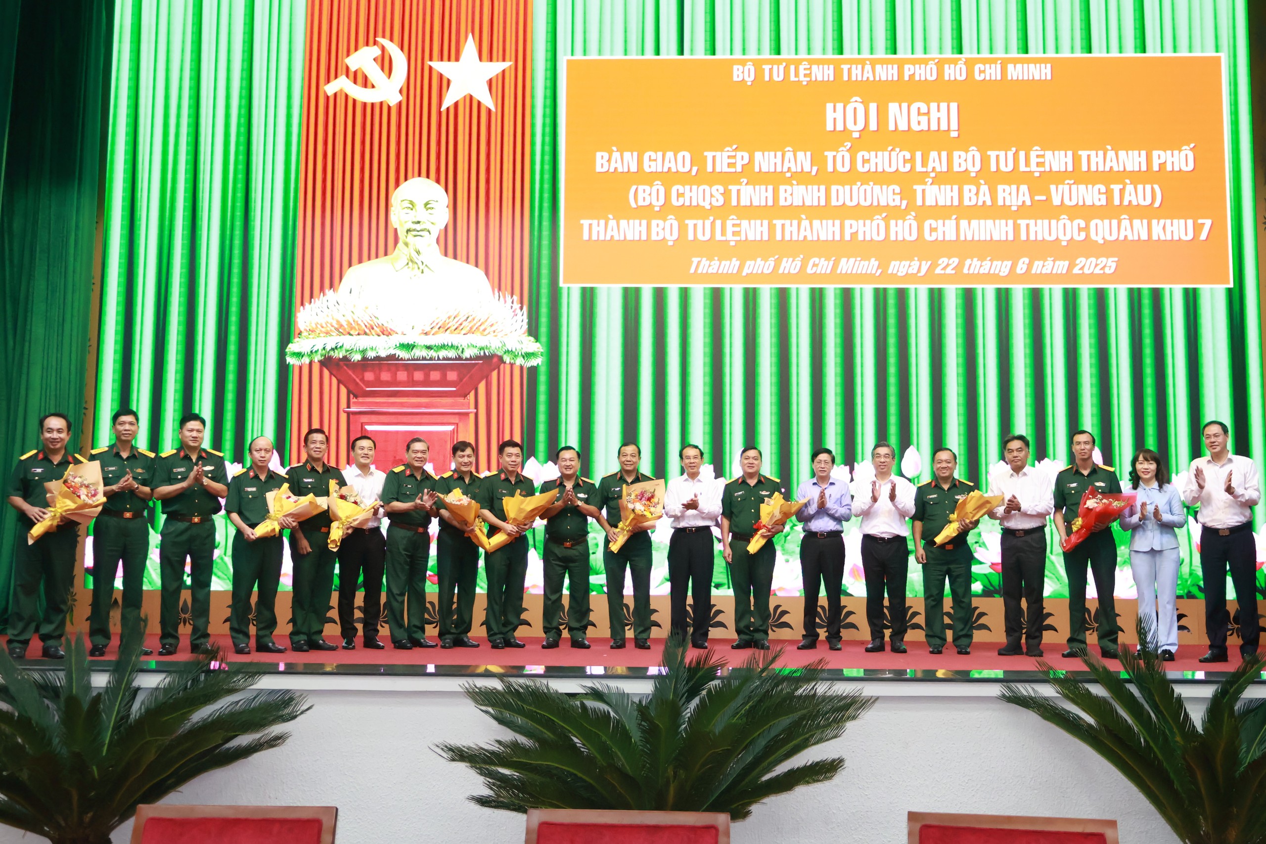 TP.HCM tiếp nhận lực lượng quân sự từ Bình Dương, Bà Rịa - Vũng Tàu- Ảnh 3.