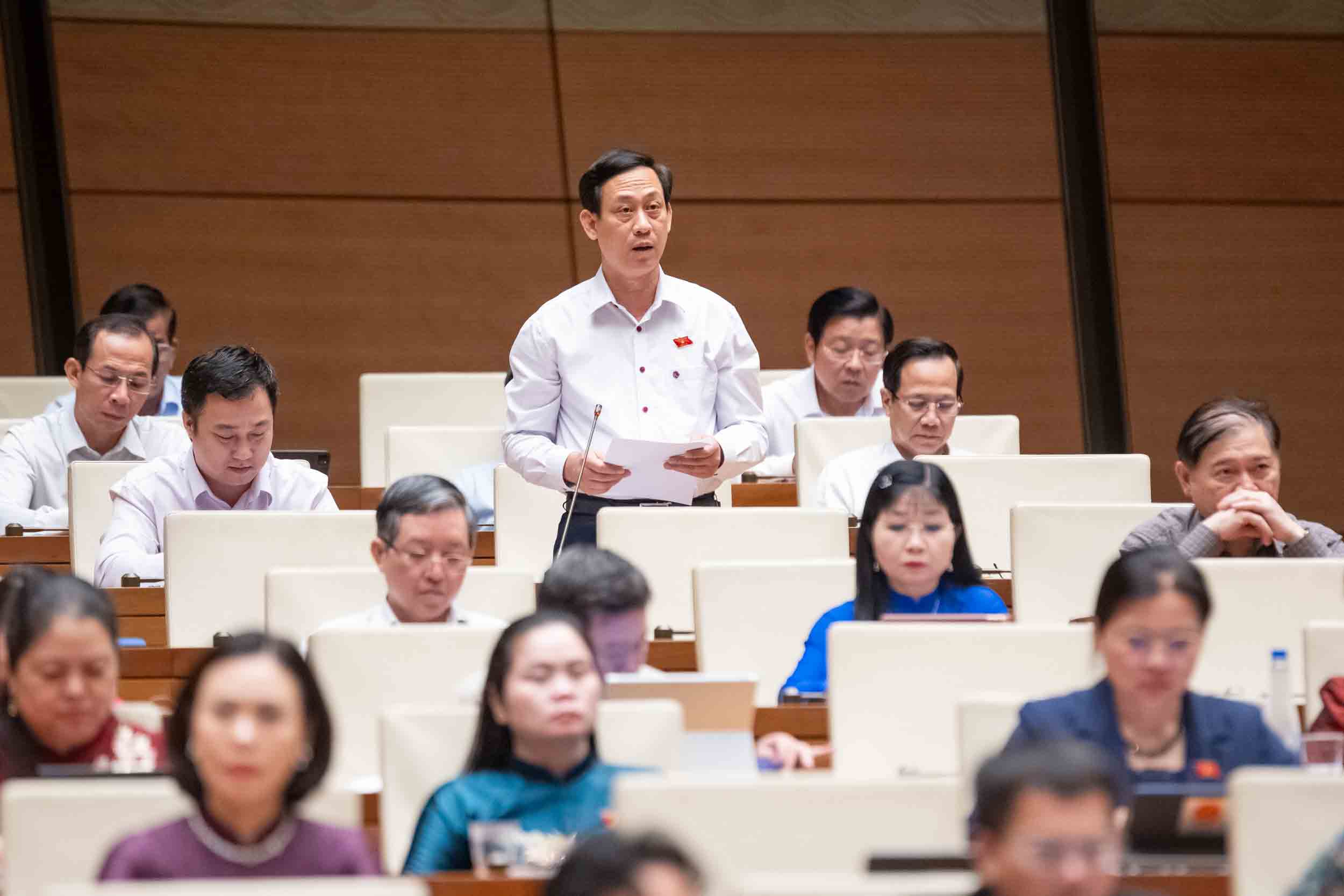 Bộ, ngành chậm giải quyết kiến nghị cử tri - Ảnh 2.