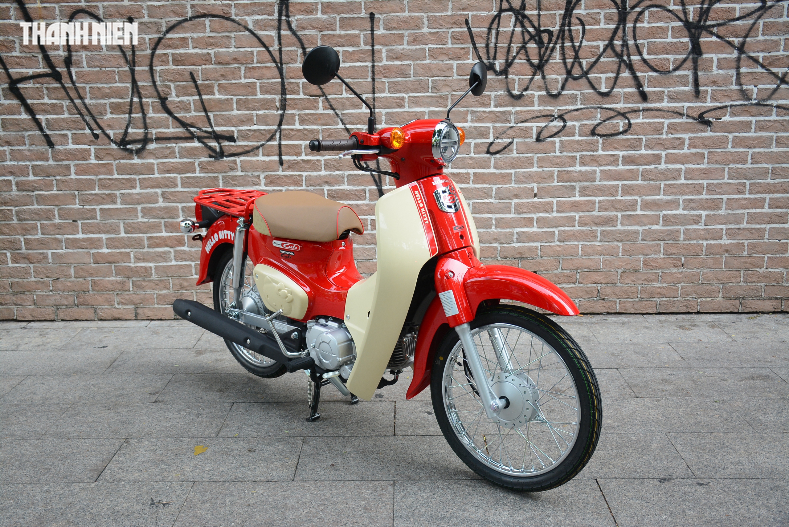 Honda Super Cub Hello Kitty bản giới hạn về Việt Nam, chỉ có khoảng 40 chiếc - Ảnh 4.