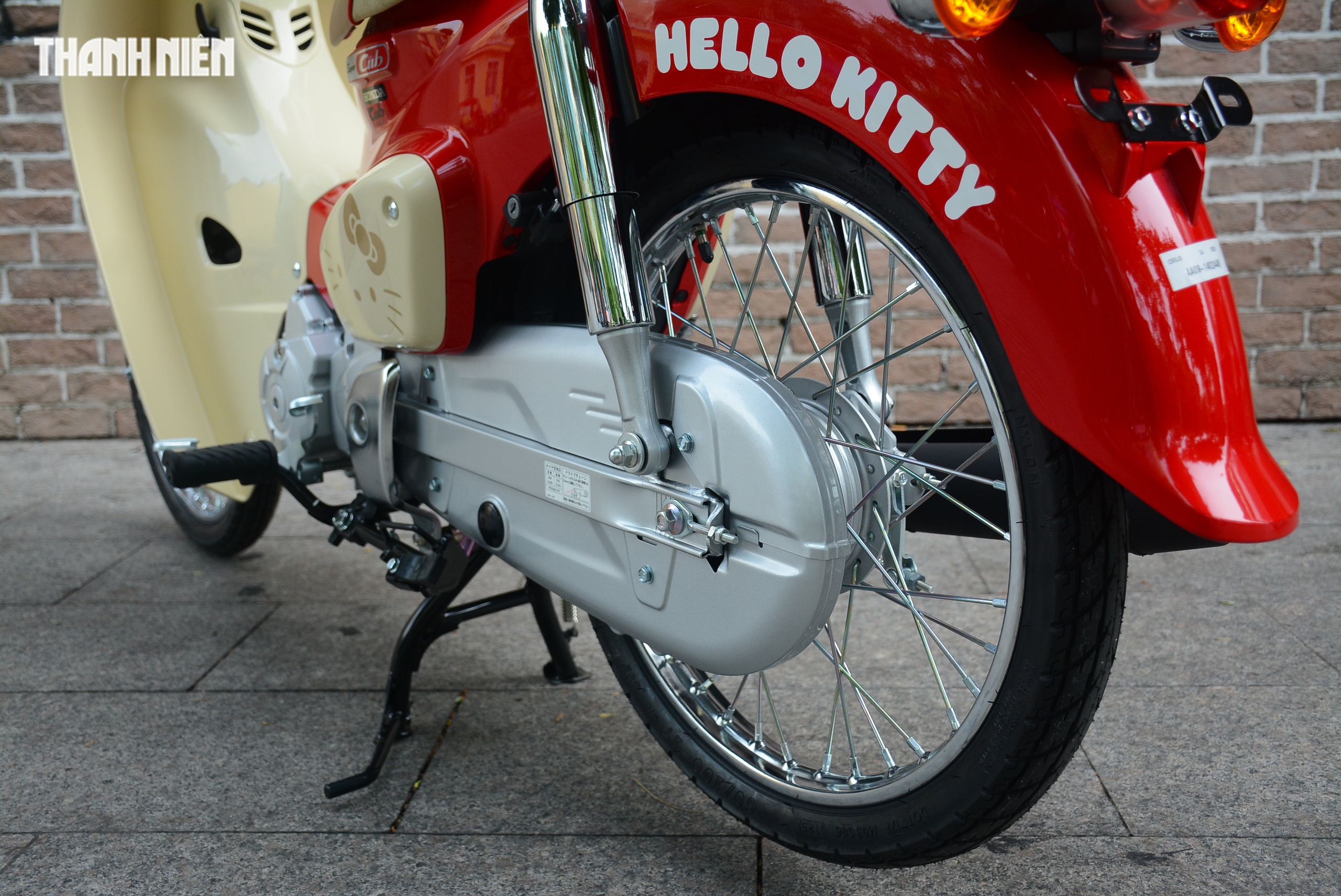 Honda Super Cub Hello Kitty bản giới hạn về Việt Nam, chỉ có khoảng 40 chiếc - Ảnh 8.