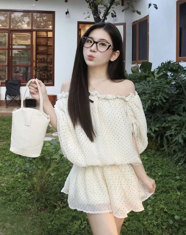 Váy chấm bi là ‘chân ái’ cho cô nàng nữ tính - Ảnh 5.
