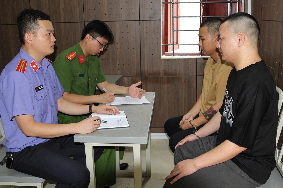 Nhắn tin với ‘gái đẹp’, mất hàng tỉ vì dính bẫy đầu tư ảo