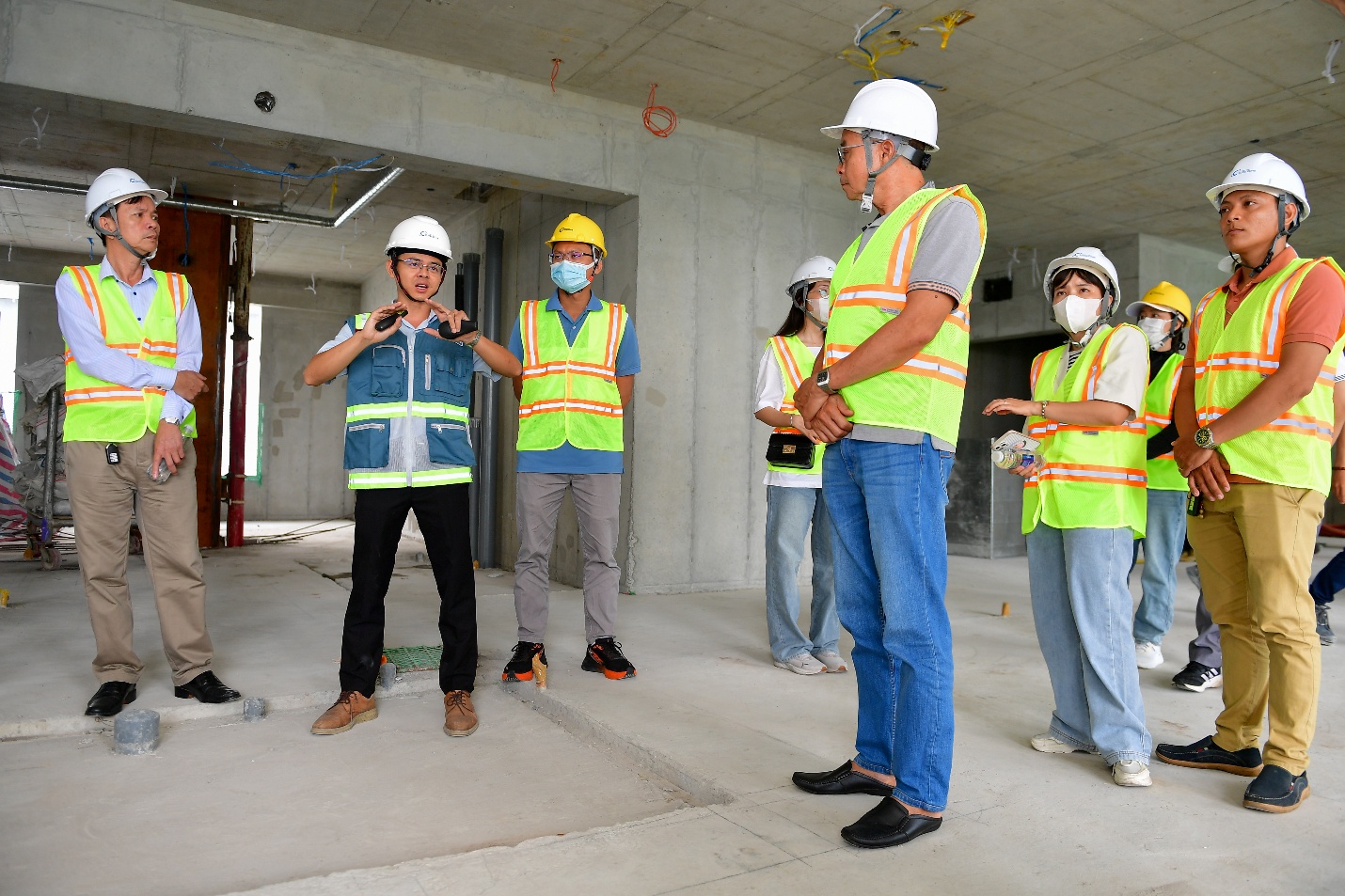 Cư dân tương lai The Emerald 68 lần đầu mục sở thị tổ ấm đang hình thành- Ảnh 4.