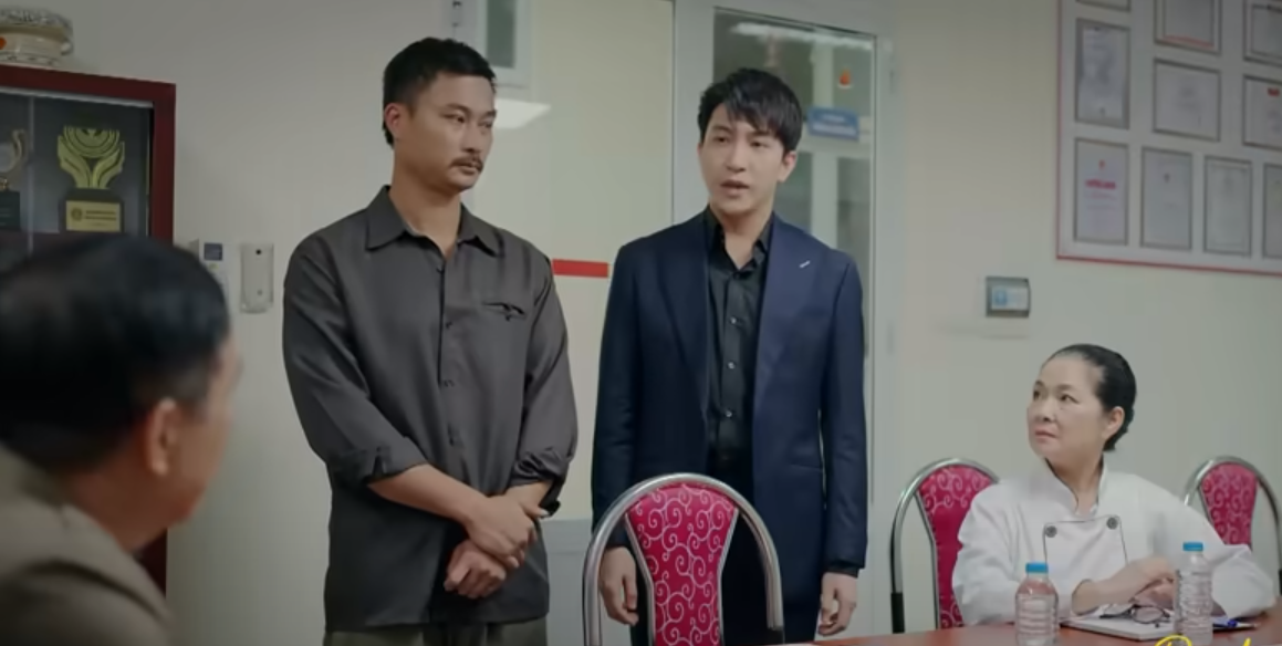 ‘Dịu dàng màu nắng’ tập 18: Phong có ‘lật mặt’ được Tuyết ? - Ảnh 2.