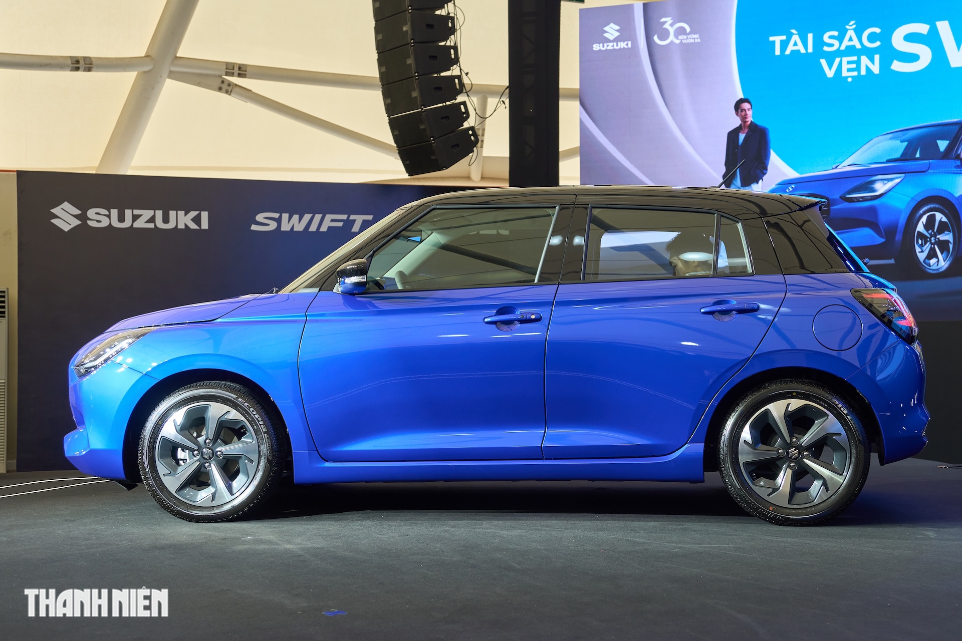 Suzuki Swift 2025 thêm công nghệ hybrid, giá bán tăng nhẹ - Ảnh 4.