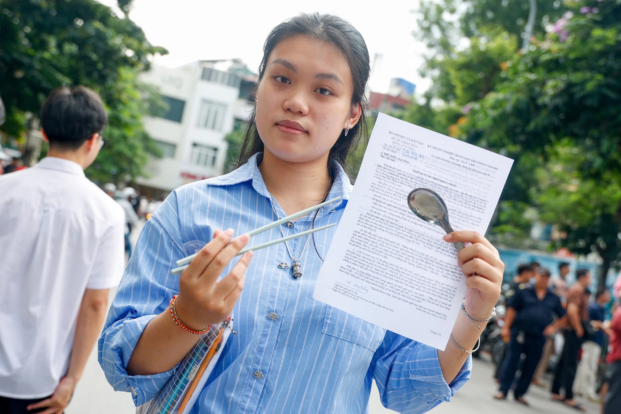 - Foto 1.  - Ảnh 1.