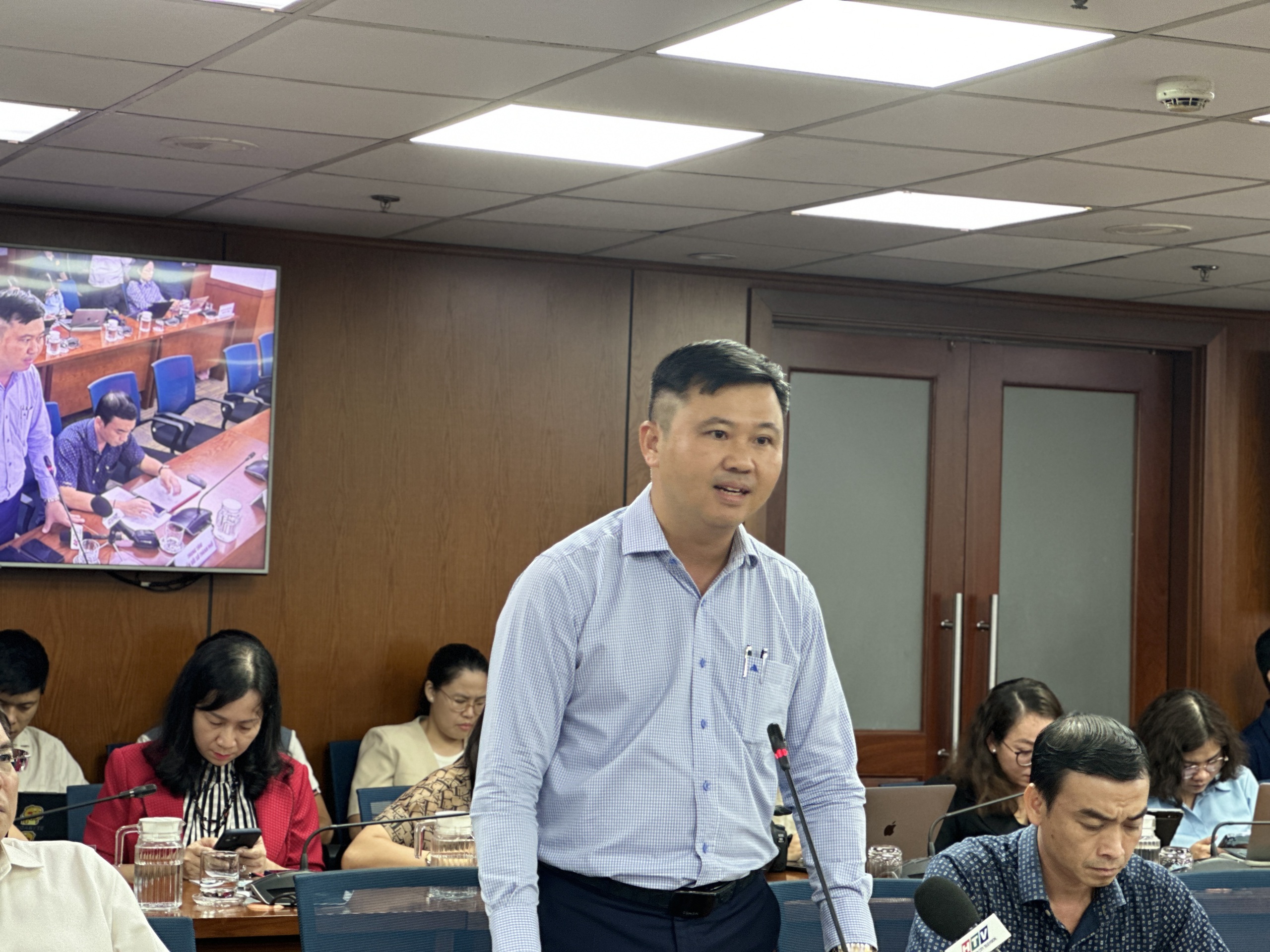 Từ vụ BTV Quang Minh, Thanh Vân Hugo, Sở VH-TT TP.HCM nói về trách nhiệm nghệ sĩ khi quảng cáo- Ảnh 2.
