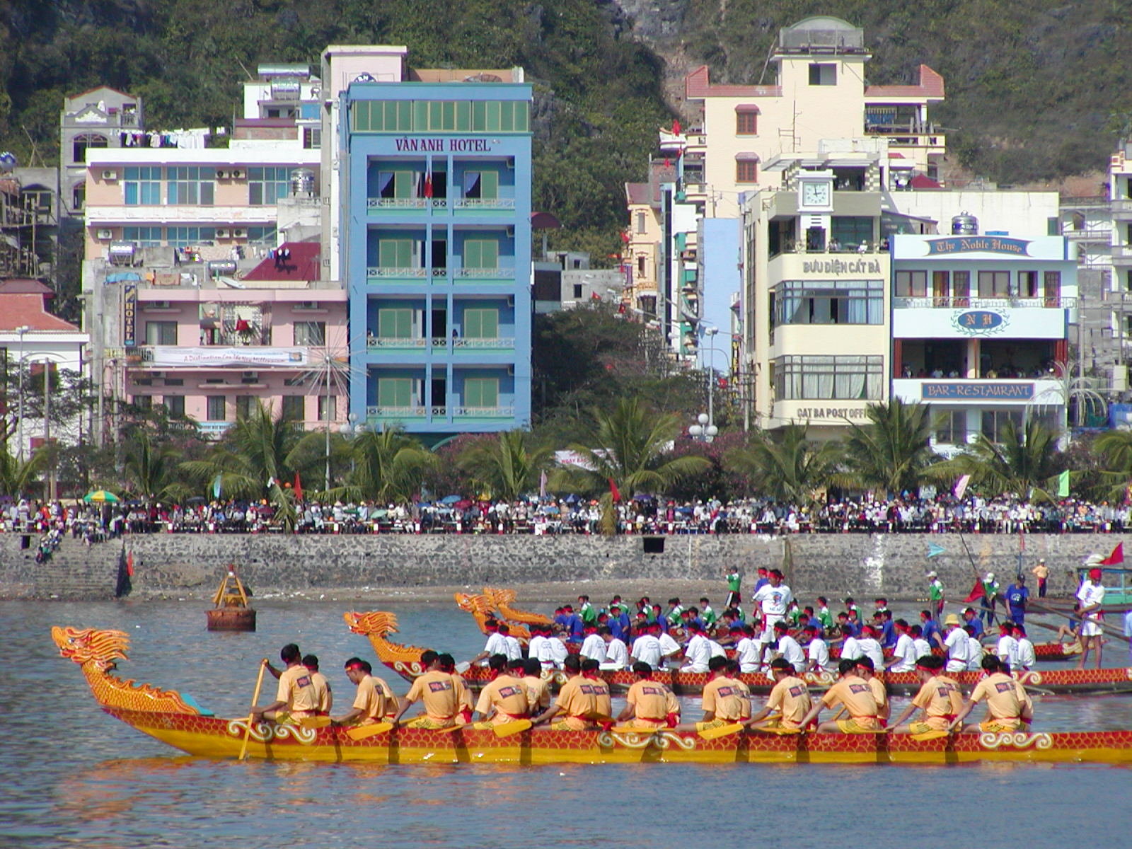 Ngày hội làng cá Cát Bà, tháng 4.2003 Ngày hội làng cá Cát Bà, tháng 4.2003