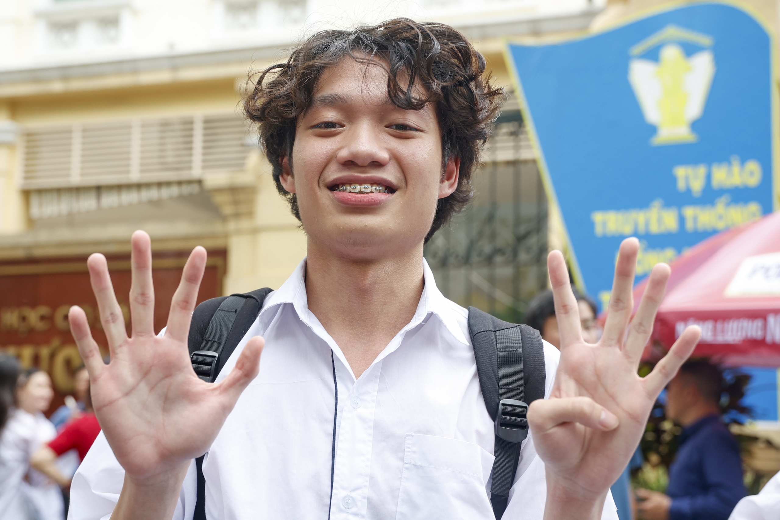 Thí sinh Hà Nội vui buồn lẫn lộn sau kỳ thi tốt nghiệp THPT môn toán - Ảnh 4. Thí sinh Hà Nội vui buồn lẫn lộn sau kỳ thi tốt nghiệp THPT môn toán - Ảnh 4.