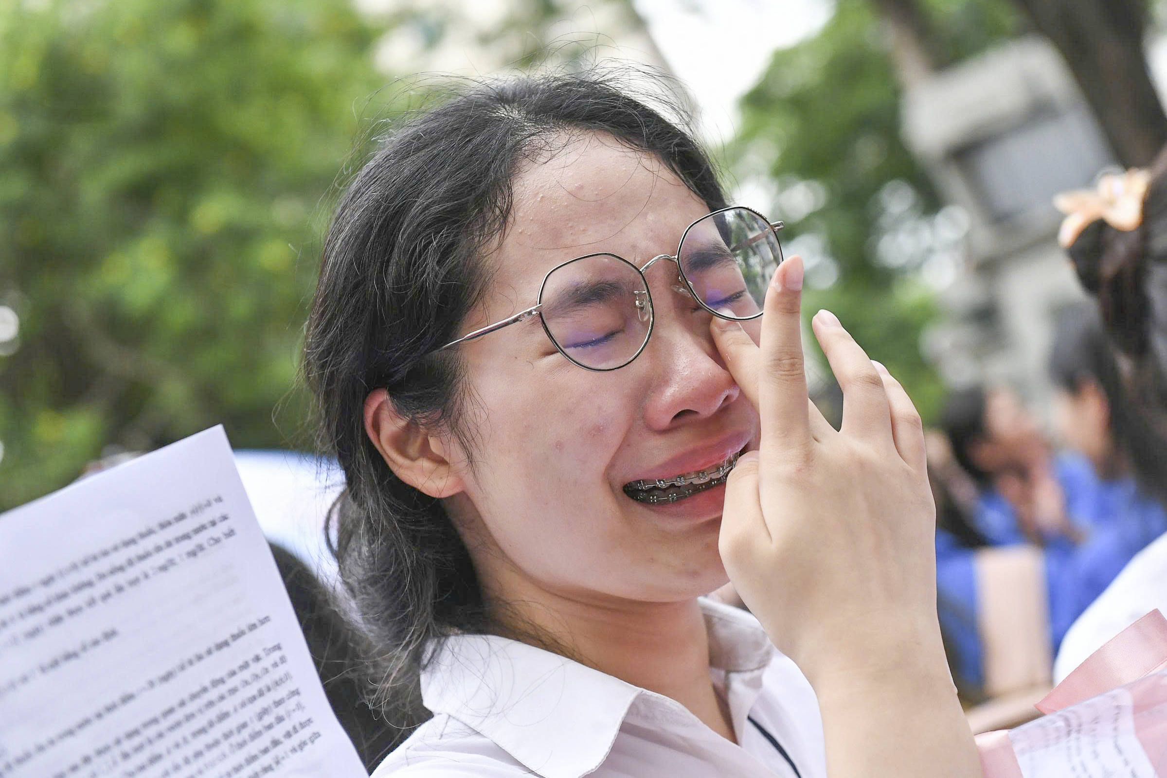 Thí sinh Hà Nội vui buồn lẫn lộn sau kỳ thi tốt nghiệp THPT môn toán - Ảnh 3. Thí sinh Hà Nội vui buồn lẫn lộn sau kỳ thi tốt nghiệp THPT môn toán - Ảnh 3.