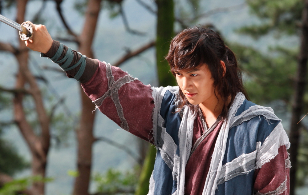 'Nam thần' Ji Chang Wook sắp đến Việt Nam nổi tiếng cỡ nào?- Ảnh 5. 'Nam thần' Ji Chang Wook sắp đến Việt Nam nổi tiếng cỡ nào?- Ảnh 5.
