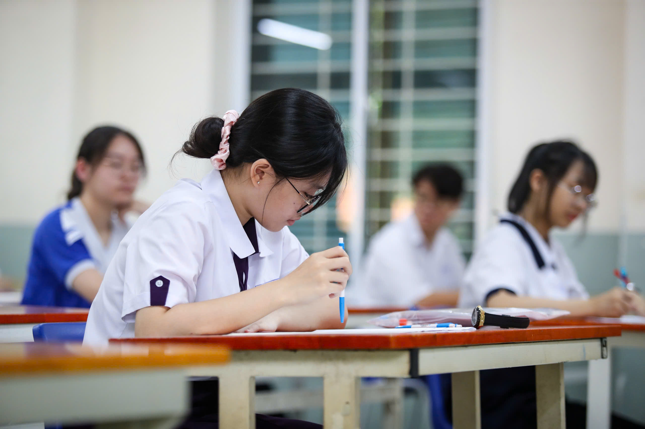 Cả nước có 5 thủ khoa đạt điểm tuyệt đối 30/30, trong đó có 3 thí sinh đến từ TP. Hồ Chí Minh