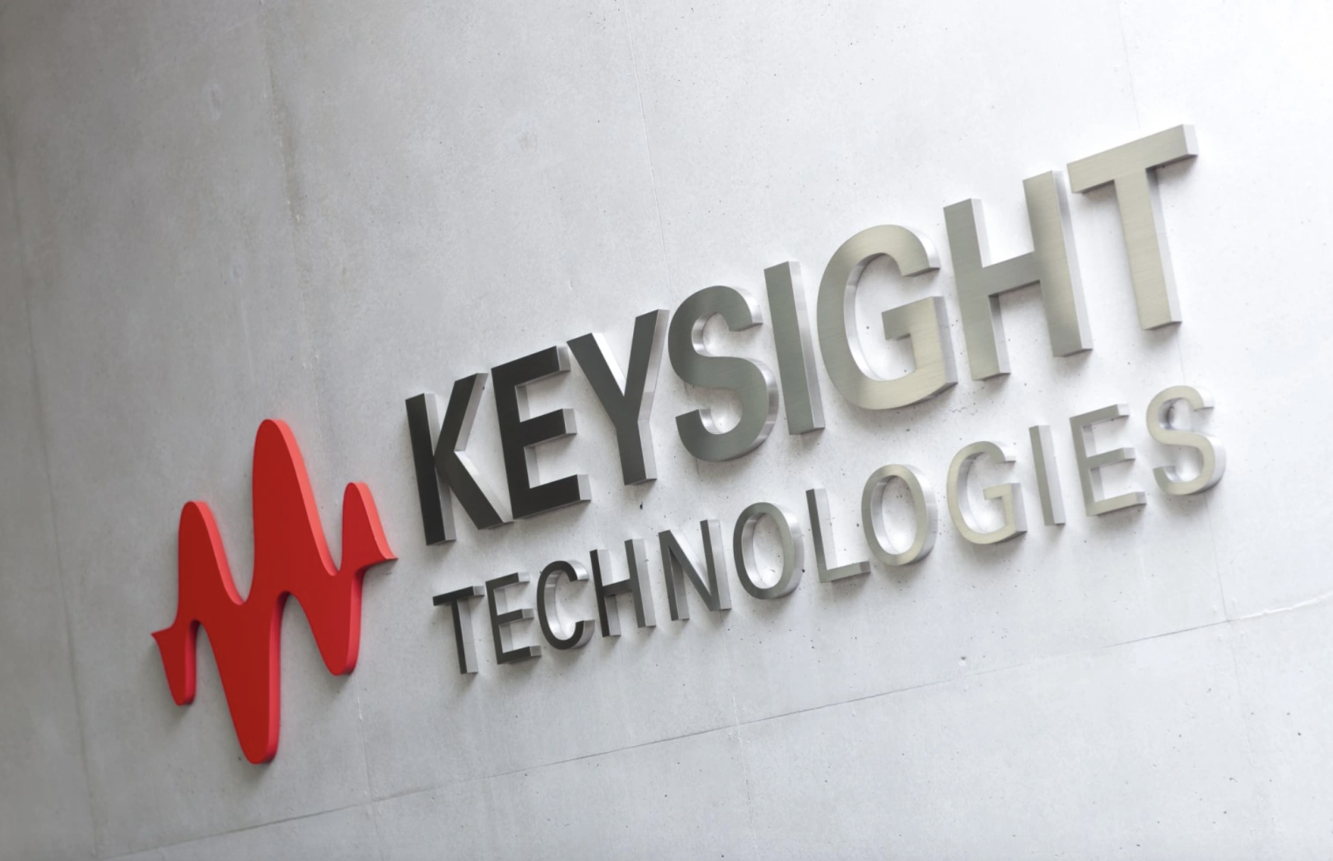 Keysight ra mắt giải pháp Smart Bench Essentials Plus tăng cường độ chính xác và tin cậy - Ảnh 1. Keysight ra mắt giải pháp Smart Bench Essentials Plus tăng cường độ chính xác và tin cậy - Ảnh 1.