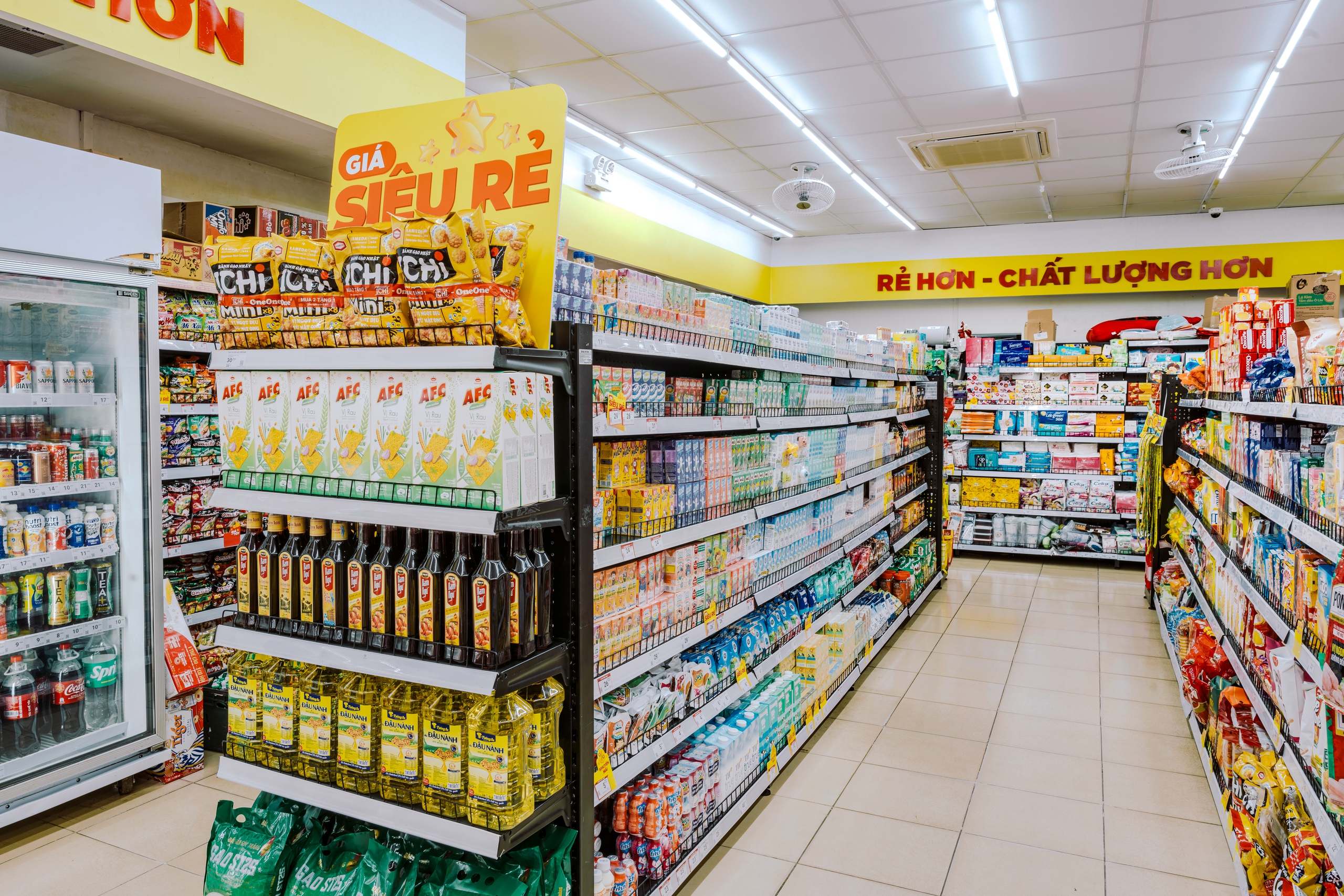 WinMart+ cán mốc 4.000 cửa hàng: Hành trình kết nối vạn mái nhà Việt - Ảnh 2. WinMart+ cán mốc 4.000 cửa hàng: Hành trình kết nối vạn mái nhà Việt - Ảnh 2.