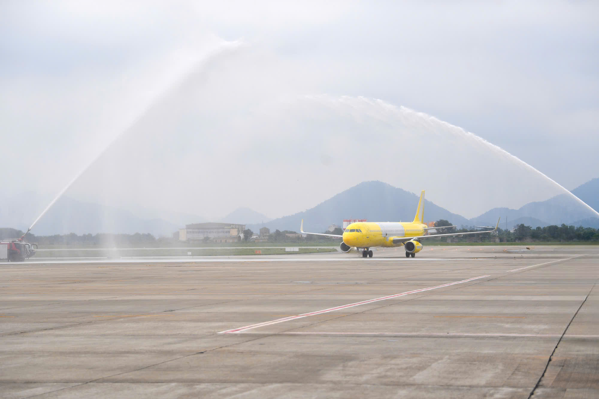 Vietravel Airlines đón máy bay Airbus A321 đầu tiên thuộc sở hữu của hãng- Ảnh 1. Vietravel Airlines đón máy bay Airbus A321 đầu tiên thuộc sở hữu của hãng- Ảnh 1.