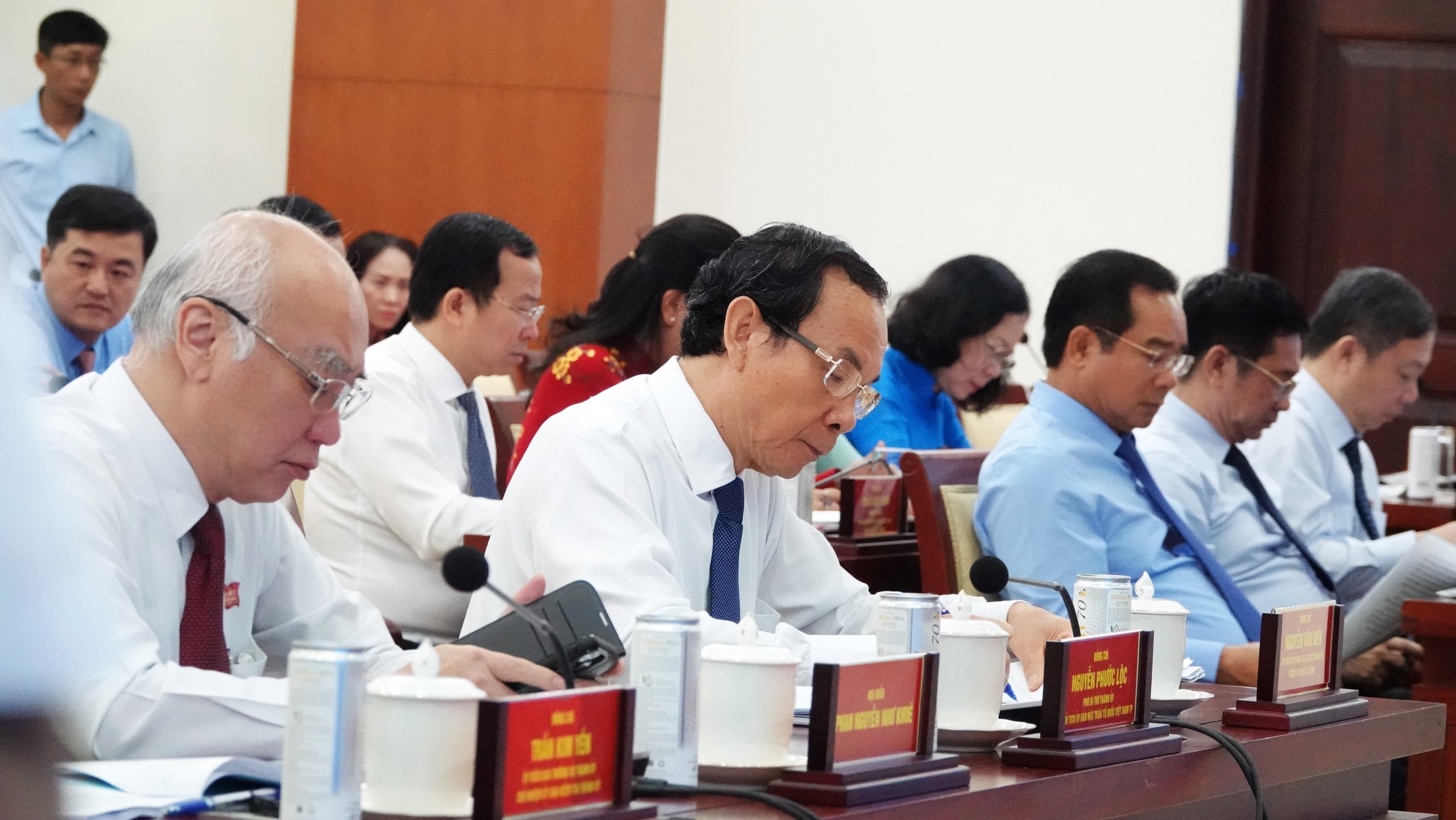 Chủ tịch HĐND TP.HCM nói về kỳ họp nhiều cảm xúc trước ngày sáp nhập- Ảnh 2. Chủ tịch HĐND TP.HCM nói về kỳ họp nhiều cảm xúc trước ngày sáp nhập- Ảnh 2.