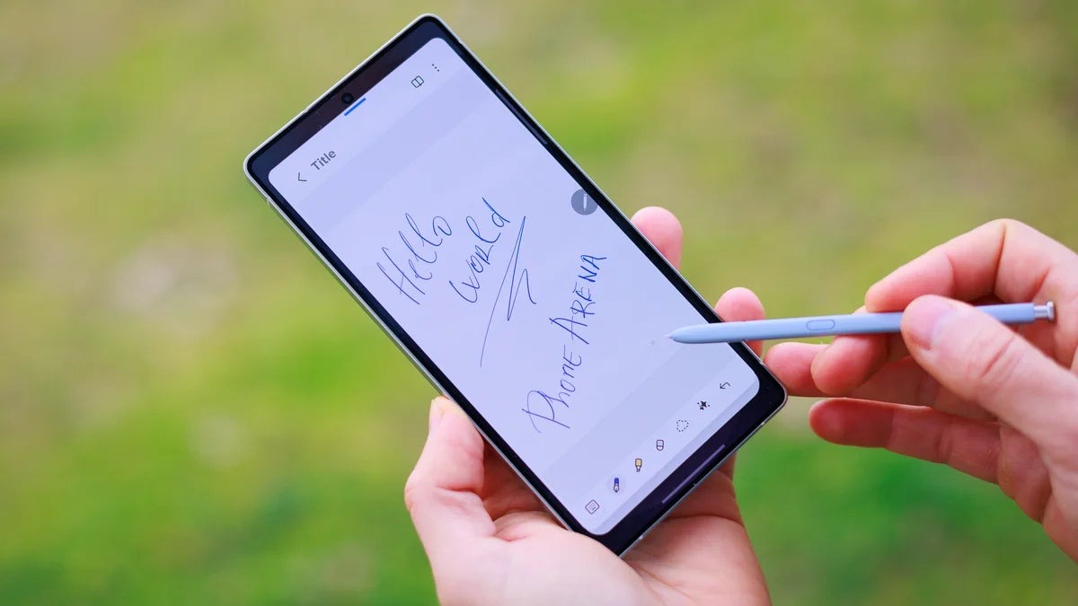 Samsung 'hy sinh' bút S Pen để tăng thời lượng pin điện thoại Galaxy - Ảnh 1.