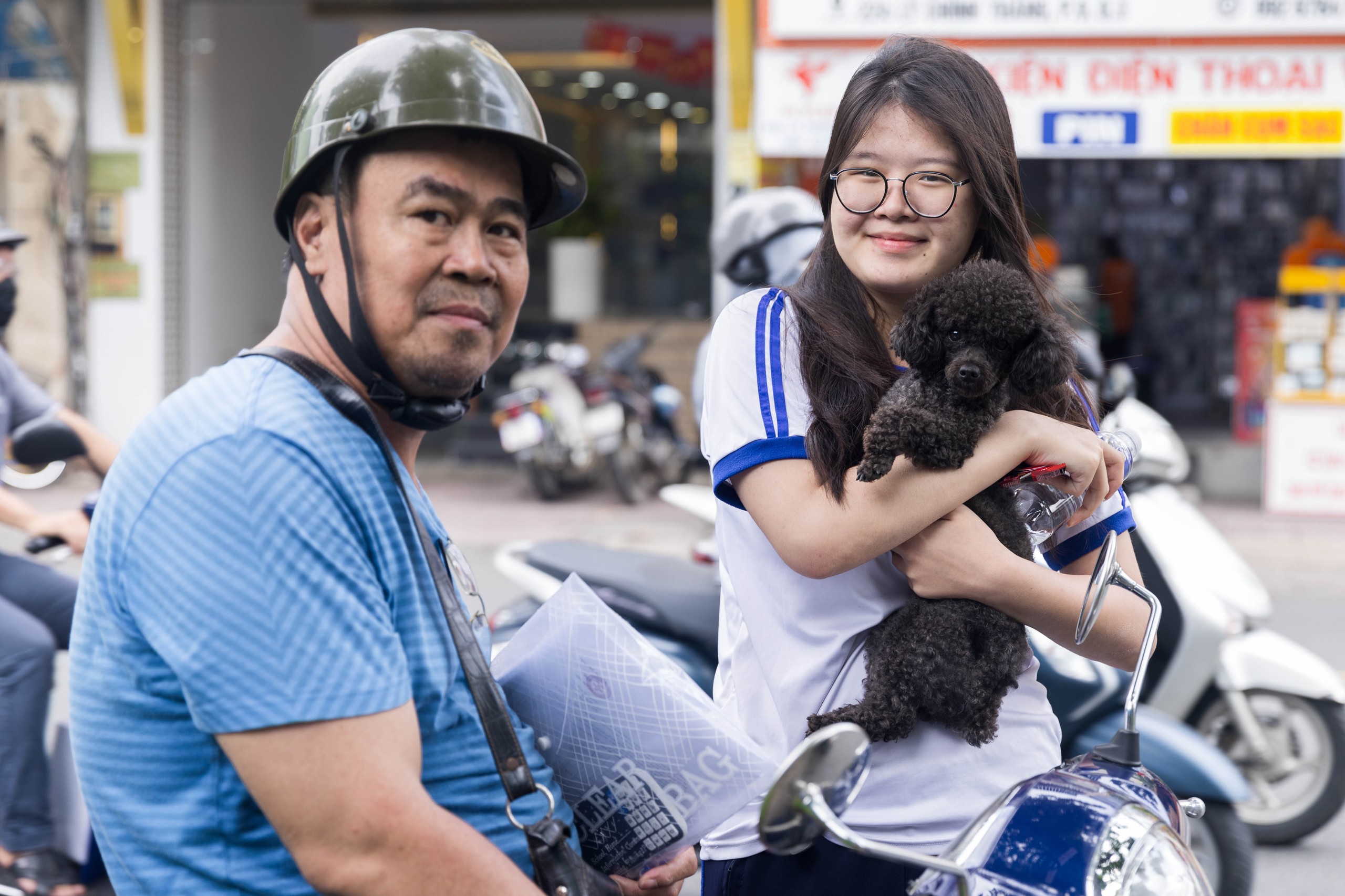 Vừa xong kỳ thi tốt nghiệp THPT, thí sinh lên liền kế hoạch đi học tiếp - Ảnh 1.