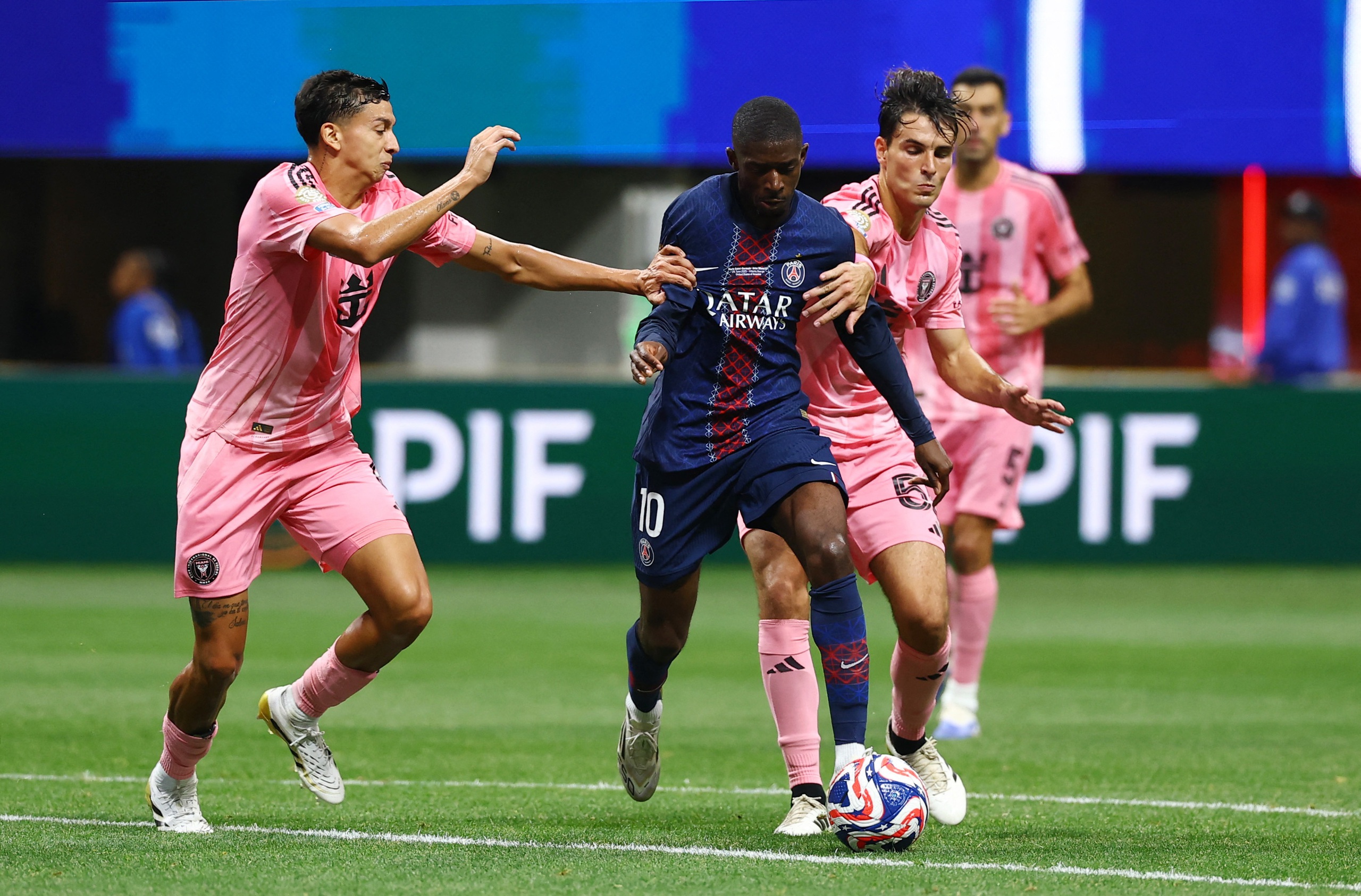Kế hoạch của FIFA sụp đổ sau thất bại của Messi và Inter Miami 2 Inter Miami bị loại, HLV Mascherano cay đắng: 'PSG quá đẳng cấp, Messi ở  tuổi 38 chẳng thể…'
