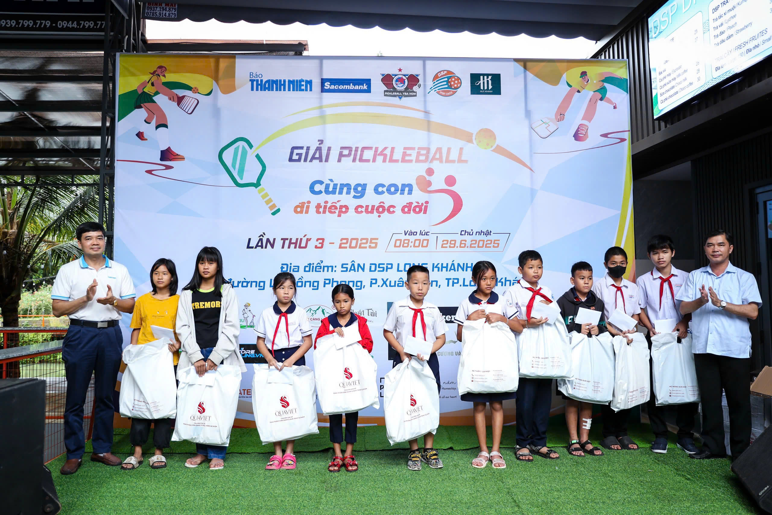 Torneio beneficente de pickleball para órfãos - Foto 1. Giải pickleball nghĩa tình hướng về trẻ mồ côi- Ảnh 1.