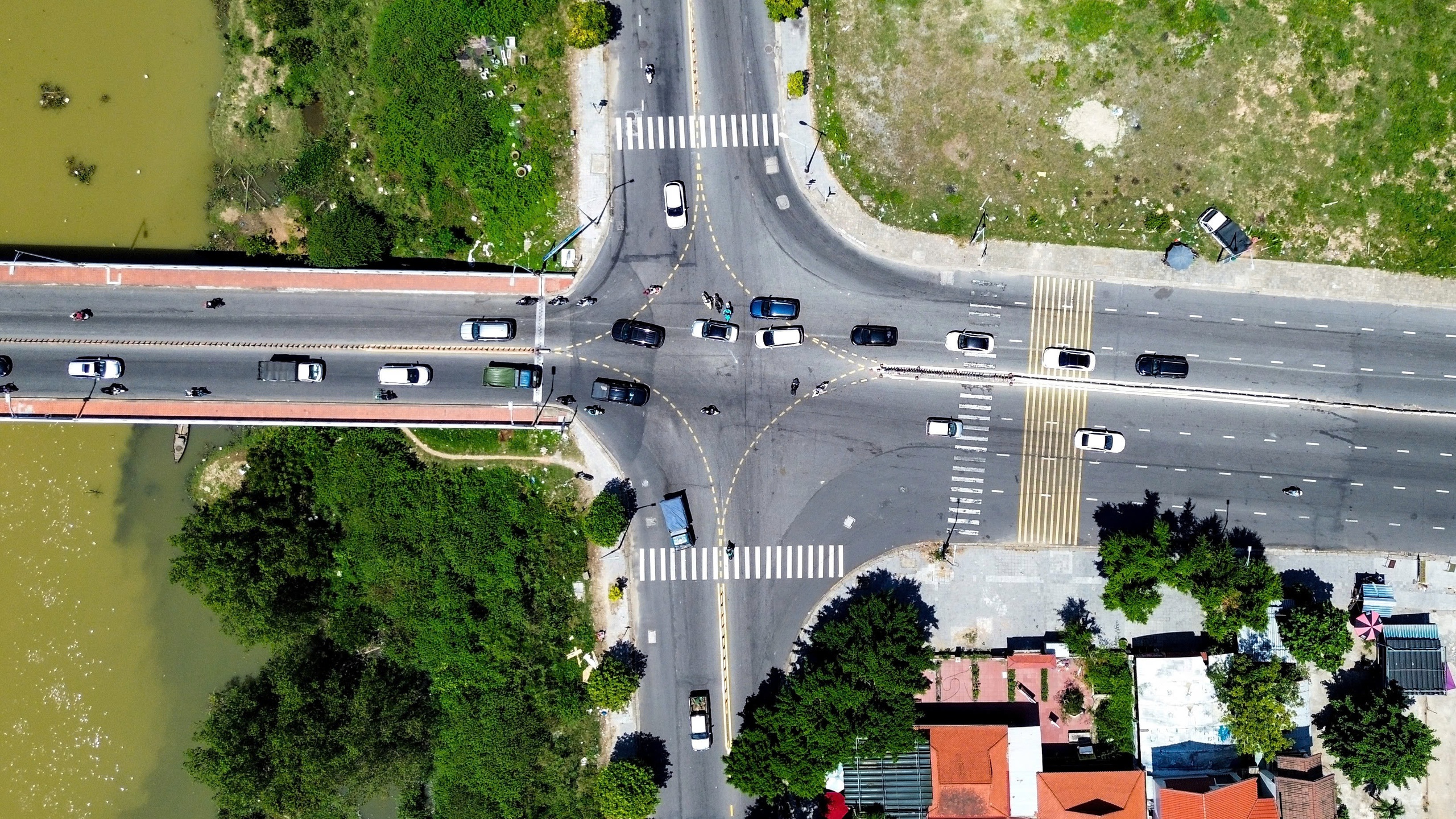 Nút giao thông cầu Hòa Xuân sắp 'lột xác', người dân vui mừng thoát cảnh ùn tắc- Ảnh 3.