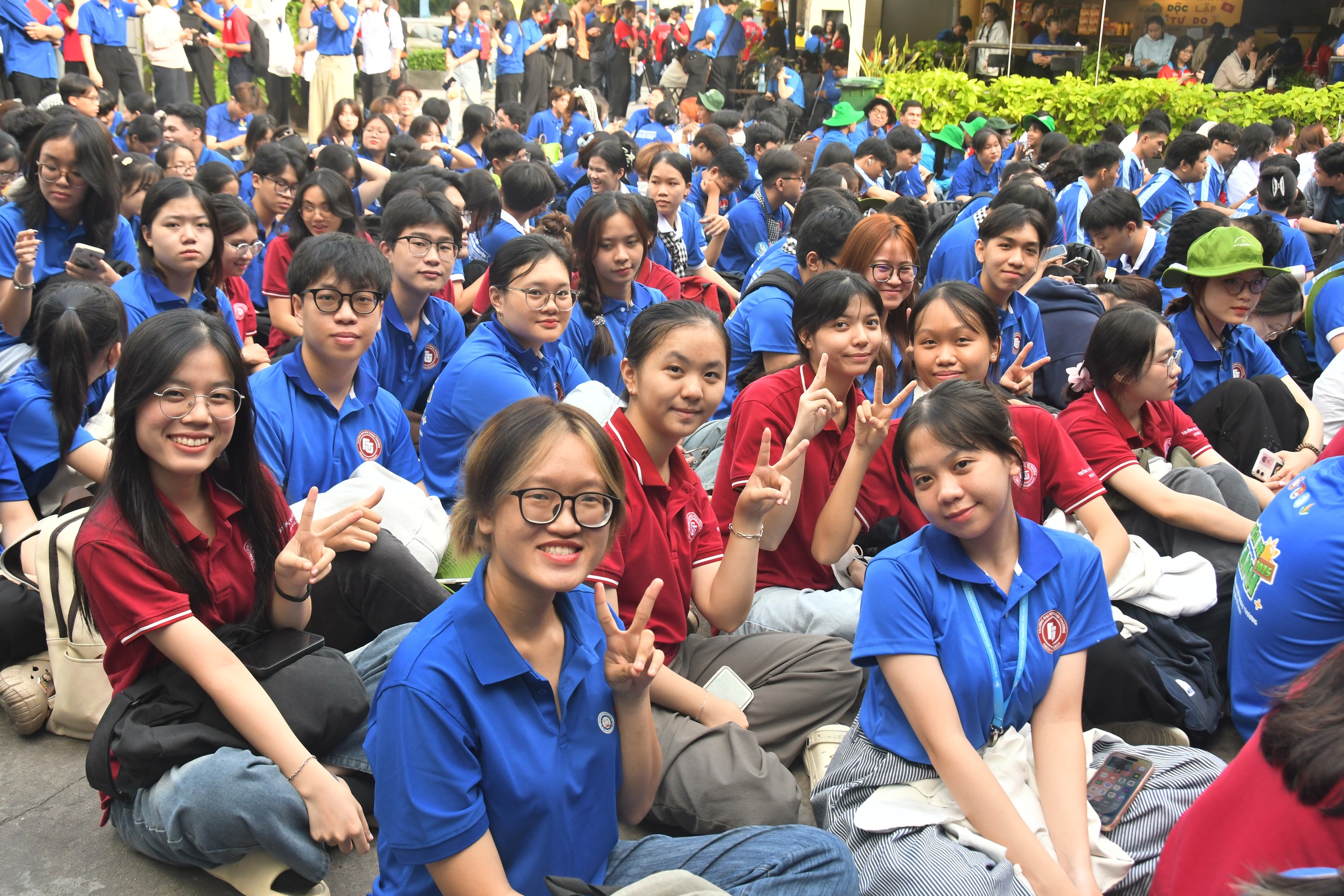Dàn hoa hậu, người nổi tiếng ‘cháy’ hết mình với Mùa hè xanh - Ảnh 11.