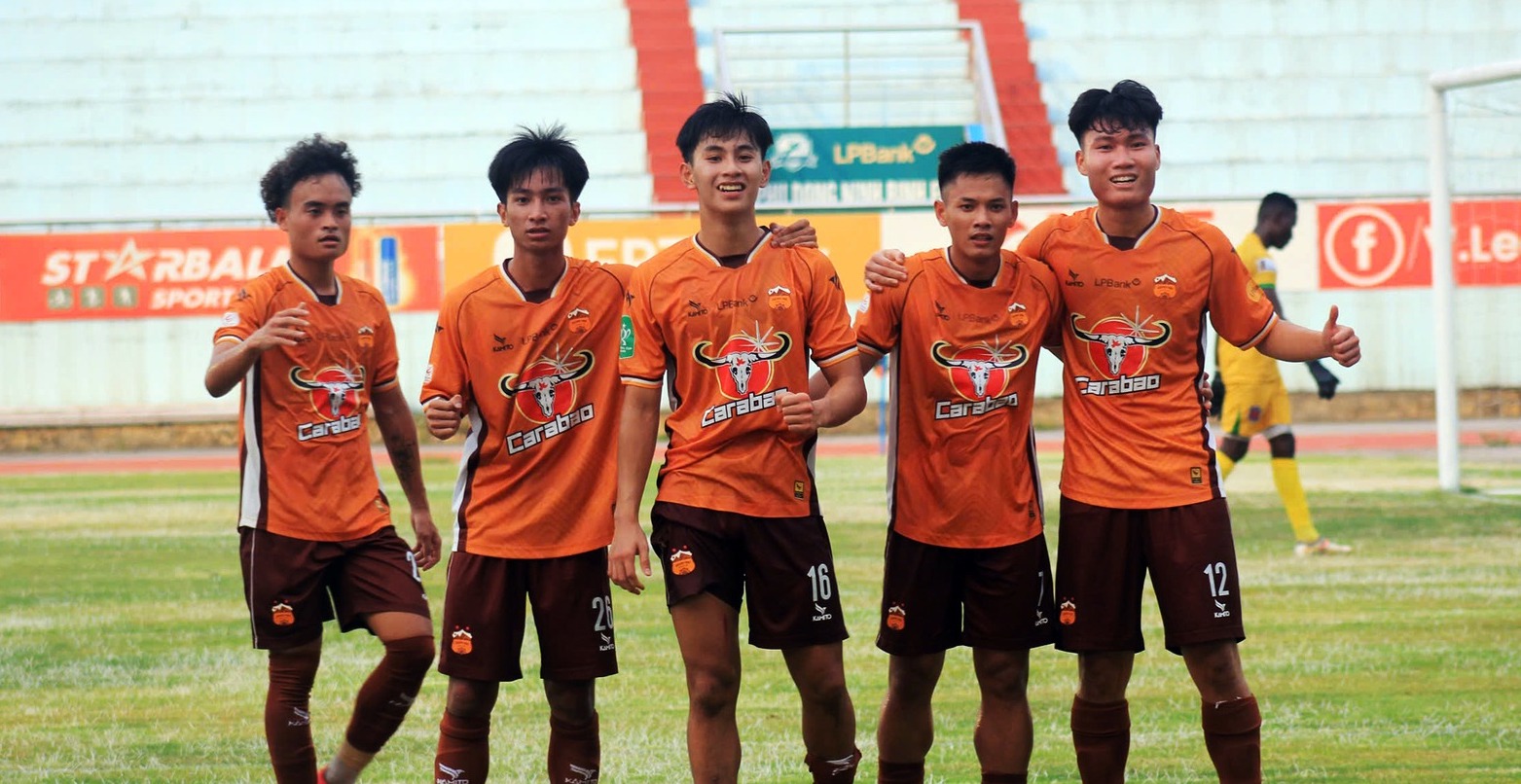 Jovens estrelas ajudam o HAGL a ficar forte e imprevisível na V-League - Foto 3. Dàn sao trẻ giúp HAGL mạnh mẽ và khó đoán ở V-League- Ảnh 3.