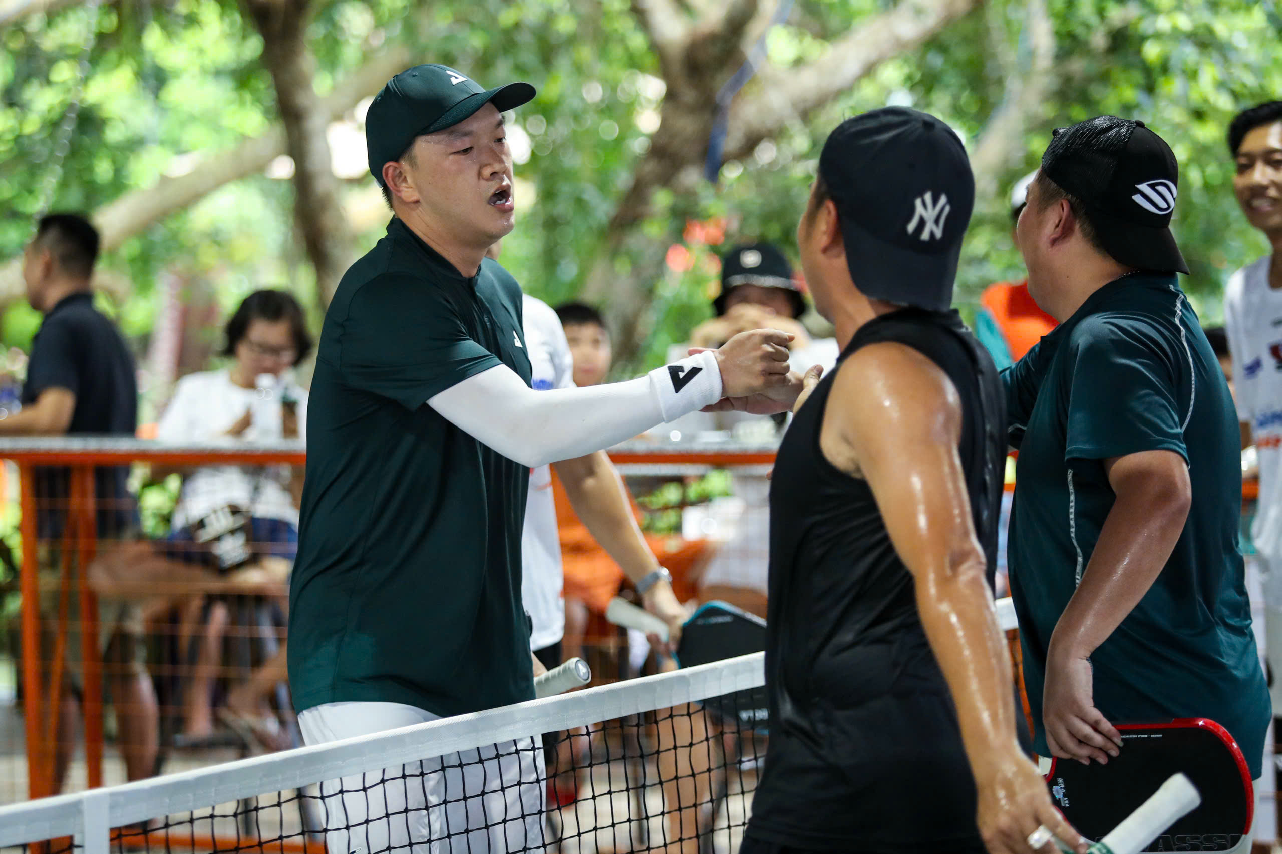 Hấp dẫn và vô cùng ý nghĩa, giải pickleball ở Long Khánh: Không chỉ là thể thao!- Ảnh 12. Hấp dẫn và vô cùng ý nghĩa, giải pickleball ở Long Khánh: Không chỉ là thể thao!- Ảnh 12.