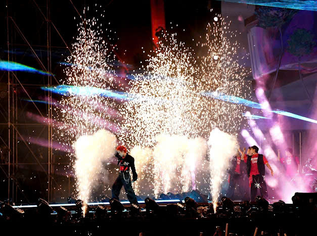 Chi Pu và Mono tỏa sáng tại GAMA Music Racing Festival khi Jason Derulo hủy show - Ảnh 2. Chi Pu và Mono tỏa sáng tại GAMA Music Racing Festival khi Jason Derulo hủy show - Ảnh 2.