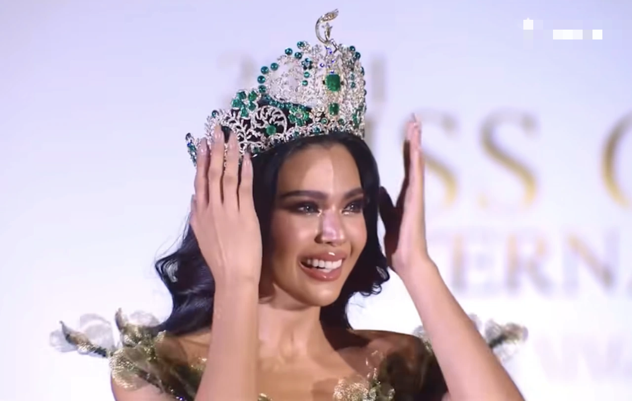 Người đẹp Philippines trở thành tân Hoa hậu Hòa bình Quốc tế- Ảnh 2. Người đẹp Philippines trở thành tân Hoa hậu Hòa bình Quốc tế- Ảnh 2.