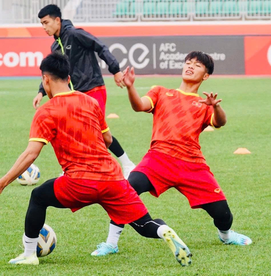 Lịch thi đấu đại chiến Malaysia - Việt Nam: Giờ vàng nhưng khán giả 'đói sóng', giá bản quyền quá ‘chát’- Ảnh 2. Lịch thi đấu đại chiến Malaysia - Việt Nam: Giờ vàng nhưng khán giả 'đói sóng', giá bản quyền quá ‘chát’- Ảnh 2.