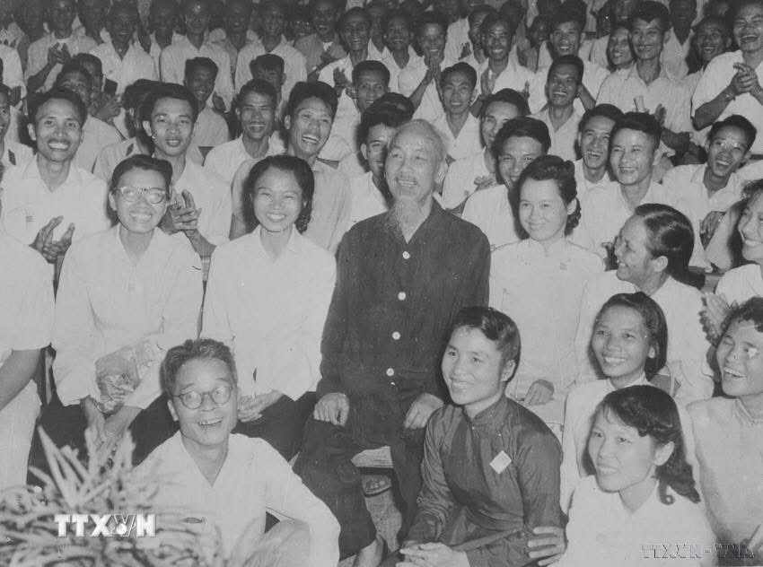 100 năm báo chí cách mạng Việt Nam: Khai sinh tờ báo cách mạng đầu tiên- Ảnh 3. 100 năm báo chí cách mạng Việt Nam: Khai sinh tờ báo cách mạng đầu tiên- Ảnh 3.