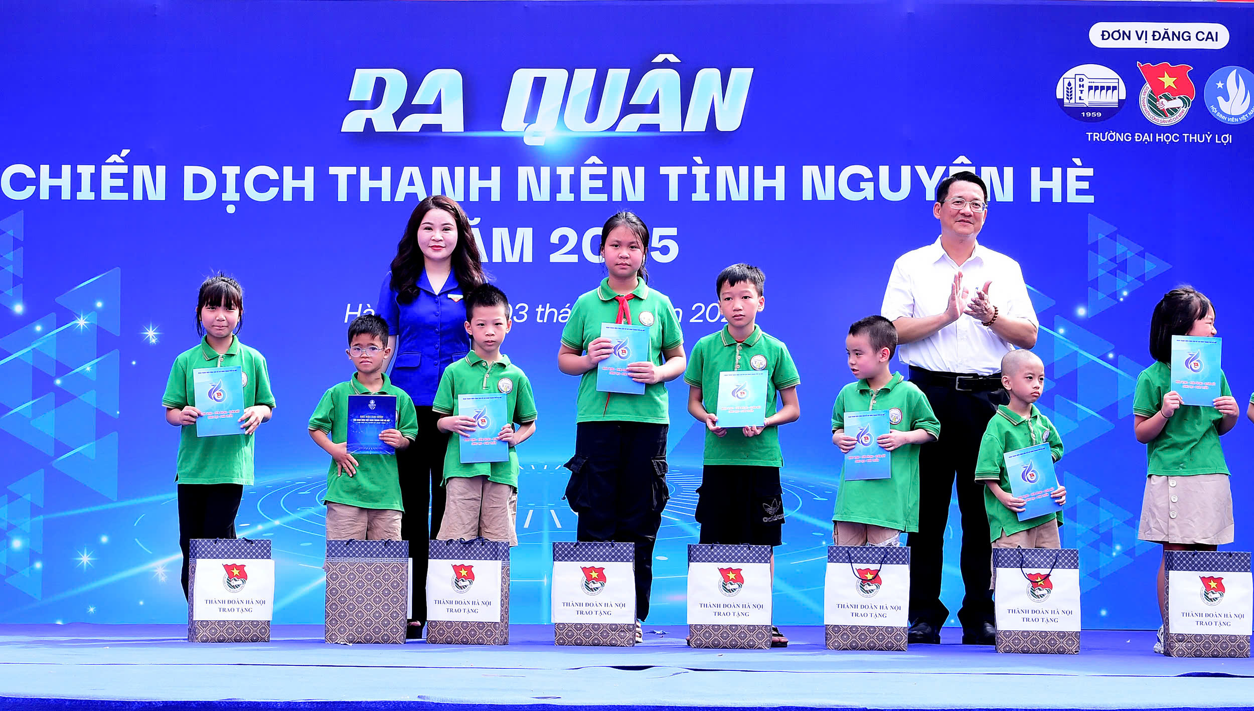 Chiến dịch thanh niên tình nguyện hè 2025 tại Hà Nội: Hành động vì cộng đồng - Ảnh 3. Chiến dịch thanh niên tình nguyện hè 2025 tại Hà Nội: Hành động vì cộng đồng - Ảnh 3.